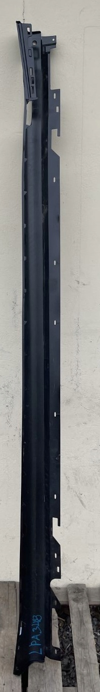 LPA348 BMW 7 G70 2022- m-packet moulding threshold left 8081559