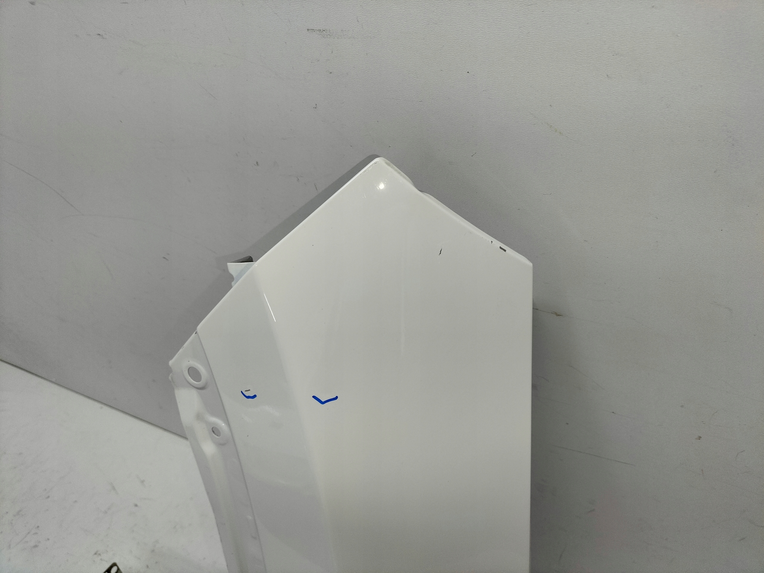 fender front front left BMW X1 U11 22