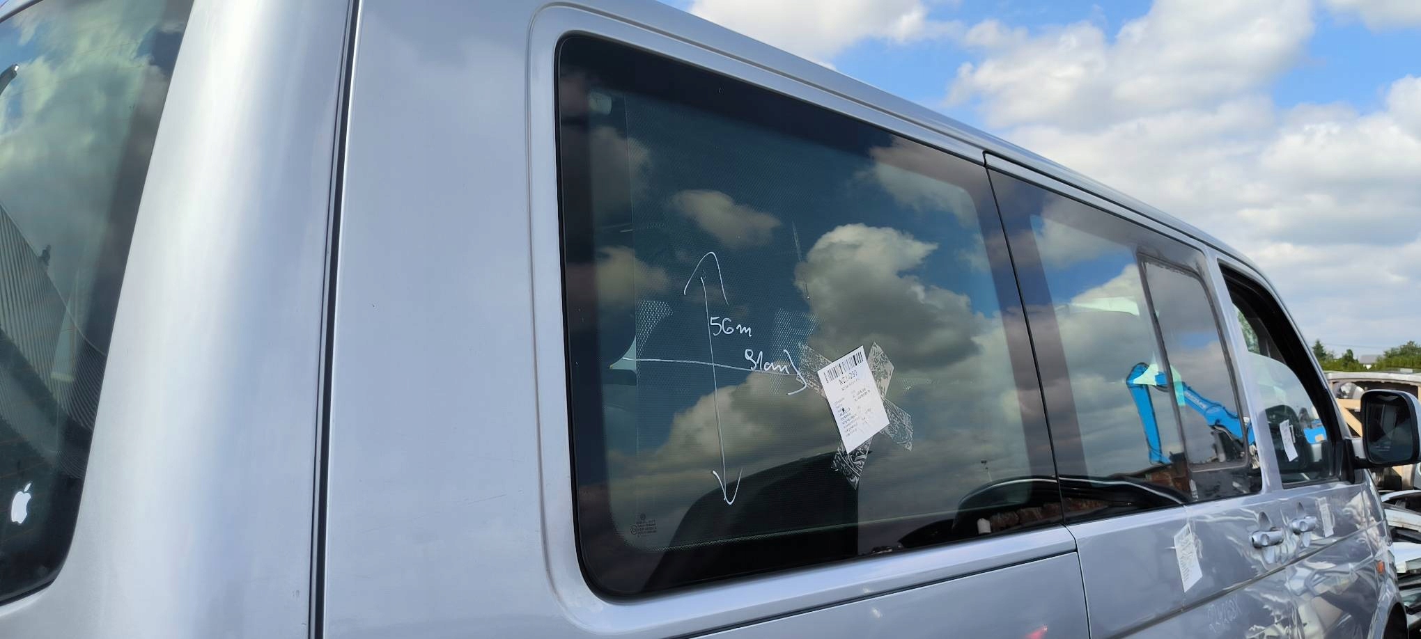 window bodywork right rear part VOLKSWAGEN TRANSPORTER T5 CARAVELLE