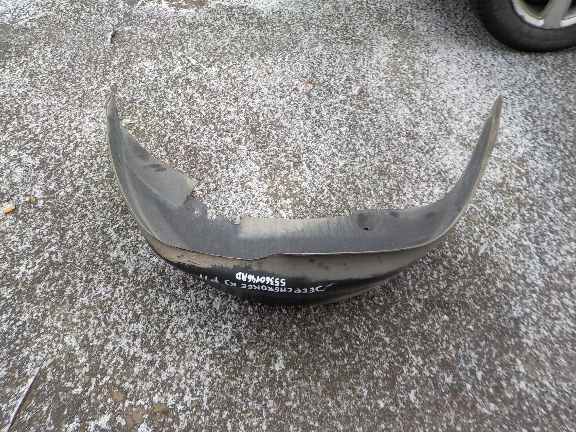 mudguard right rear part jeep cherokee KJ 04r 55360146AD