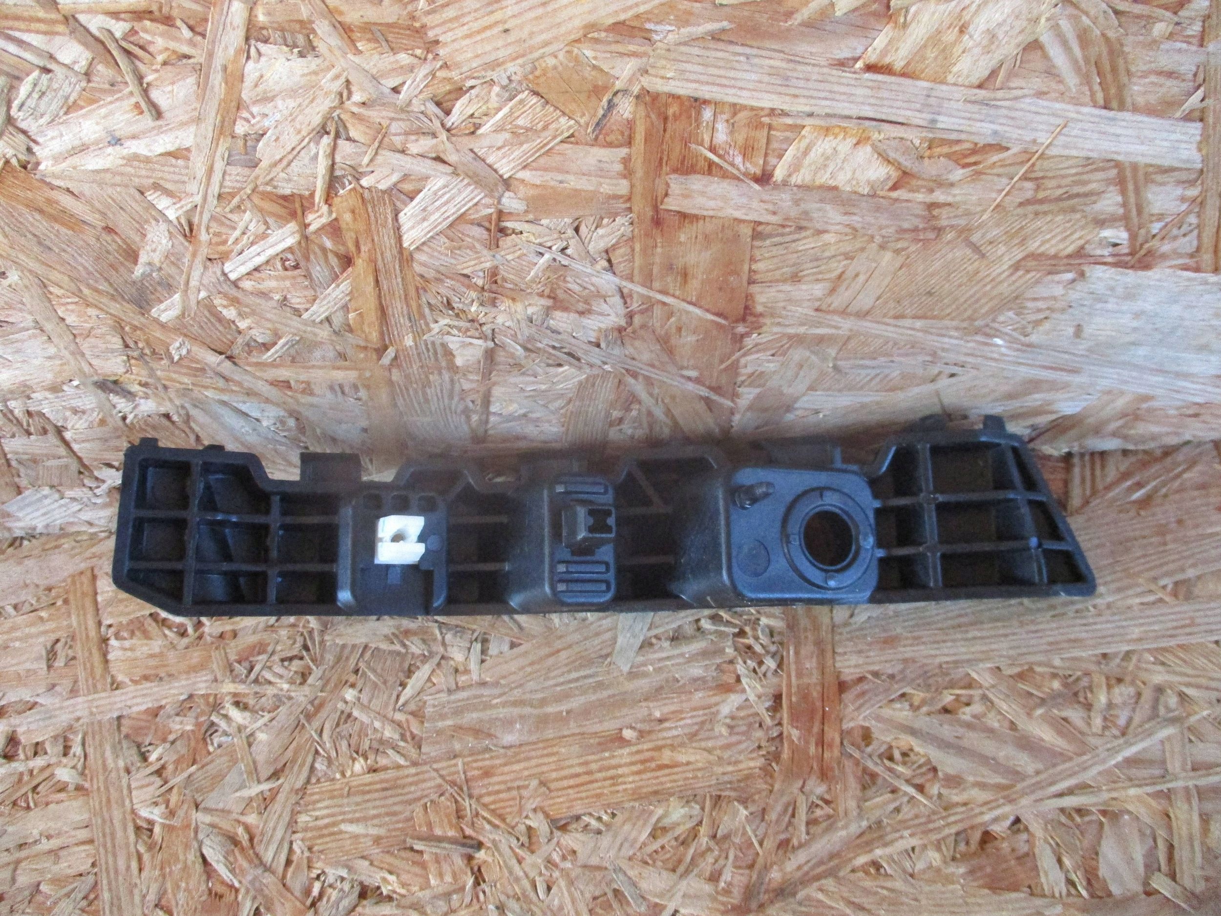 Supporto sinistra Paraurti Anteriore KIA SPORTAGE V