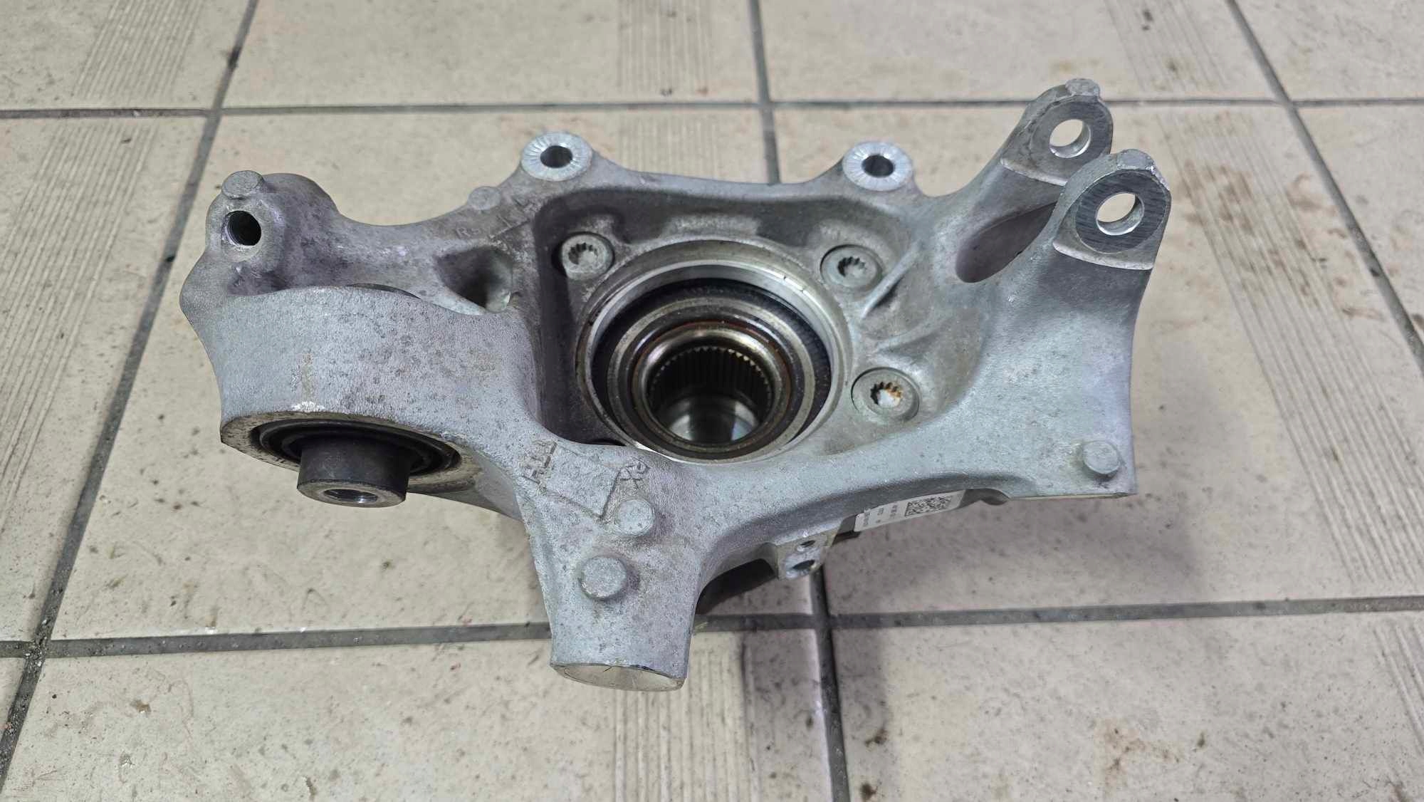 поворотный кулак зад Audi A6 C8 A7 Q5 4K0 432C