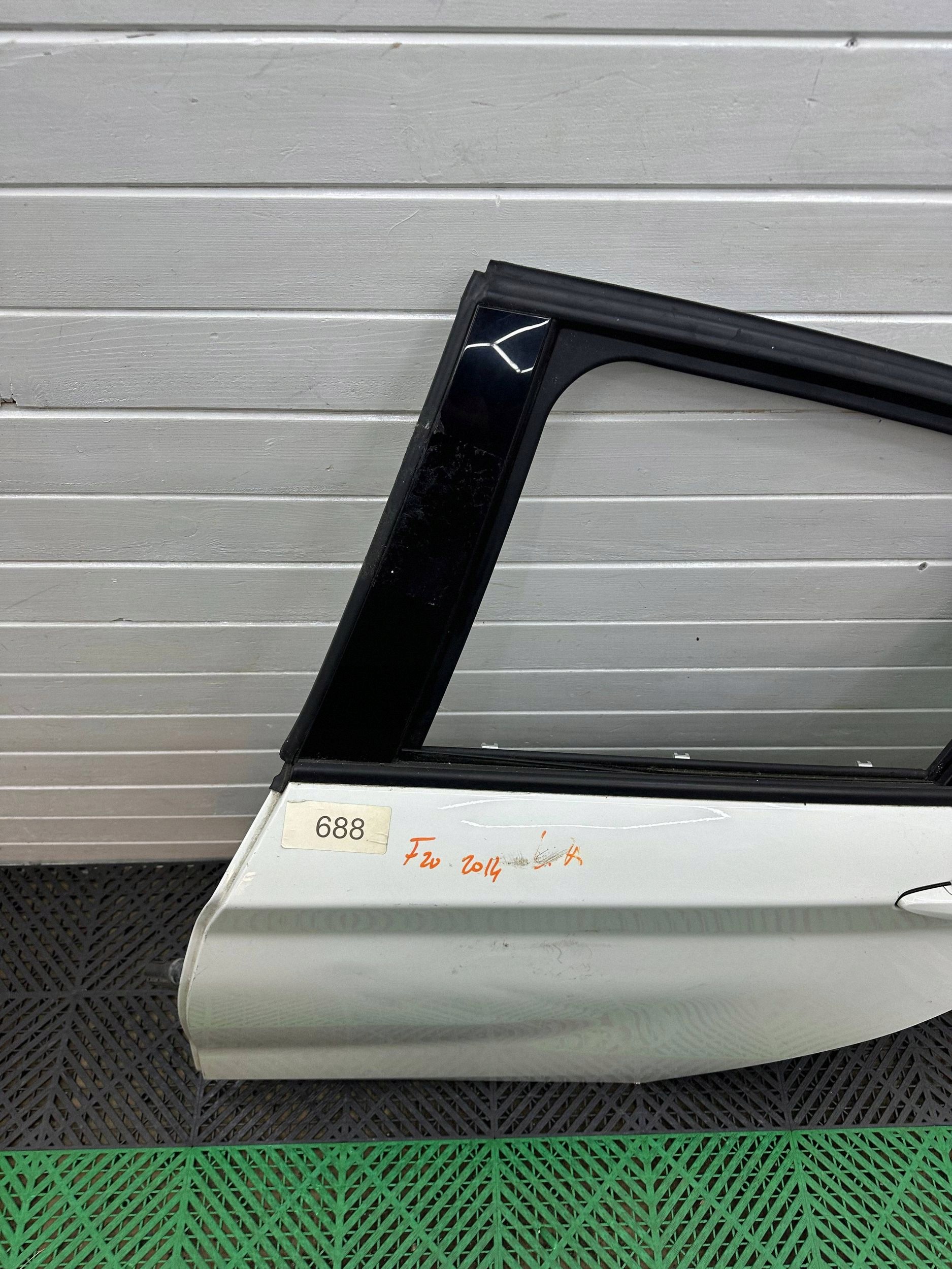 door rear. rear part side left BMW 1 F20