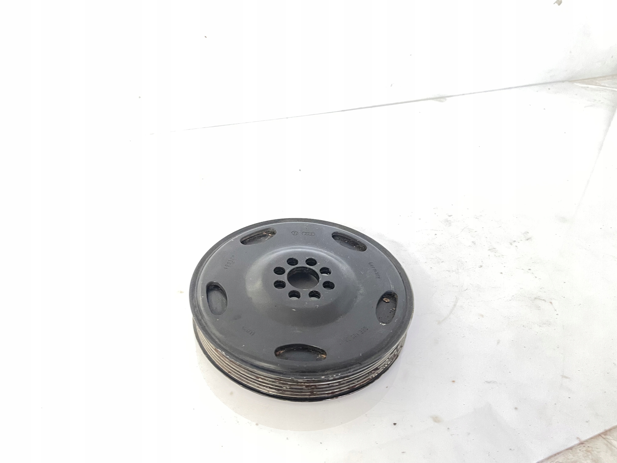 AUDI A6 C7 2.8 FSI crank pulley 06E105251C