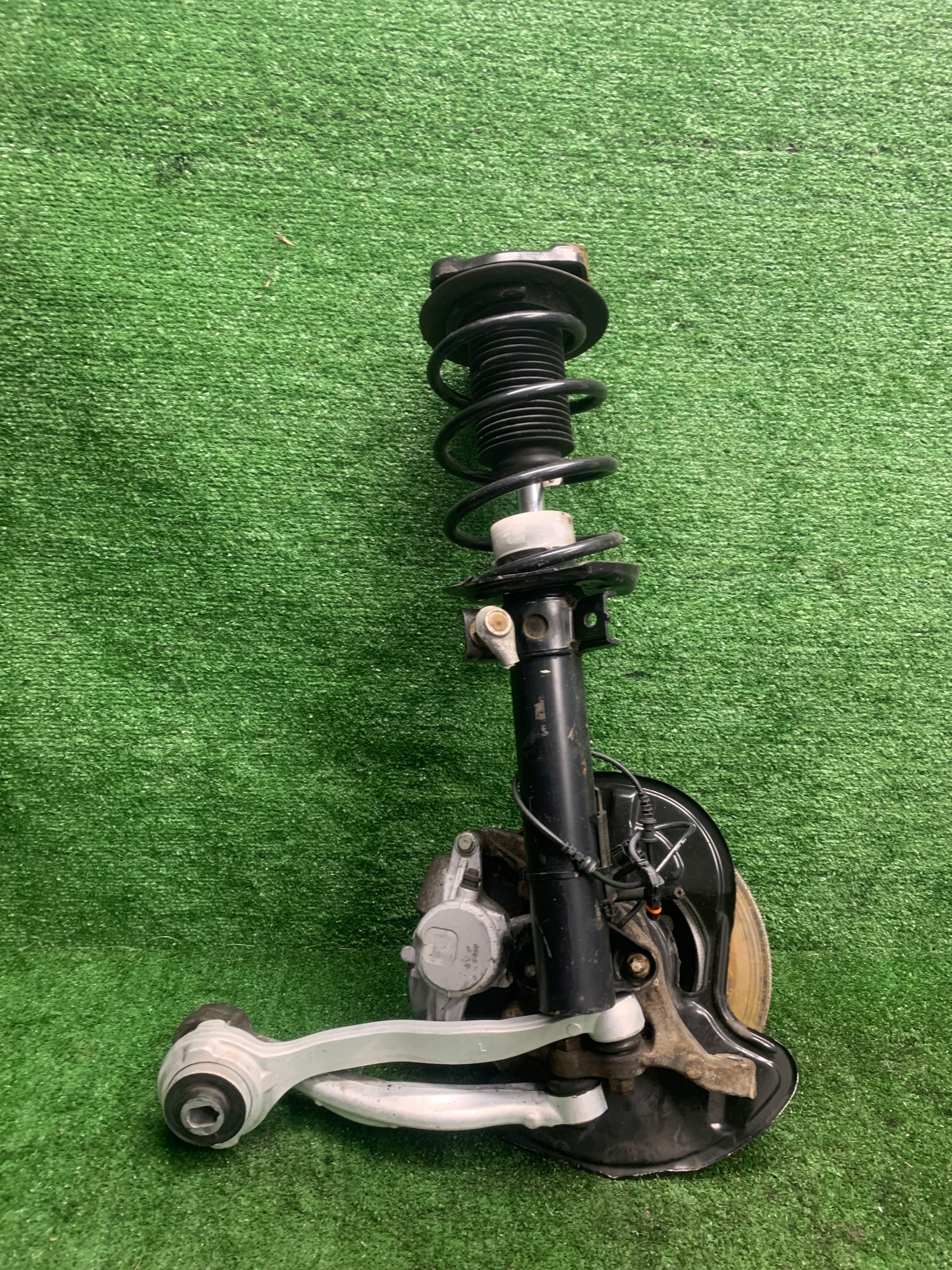 MERCEDES C KLASA W204 MCPERSON shock absorber swing spring KOMPLET left
