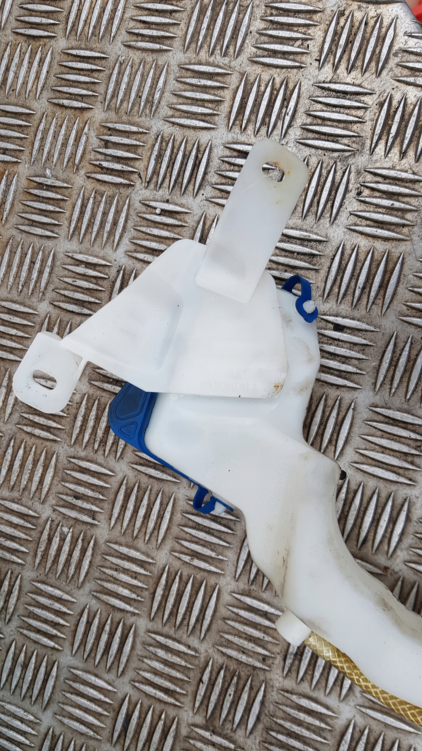 MERCEDES W211 washer fluid tank a2118600764