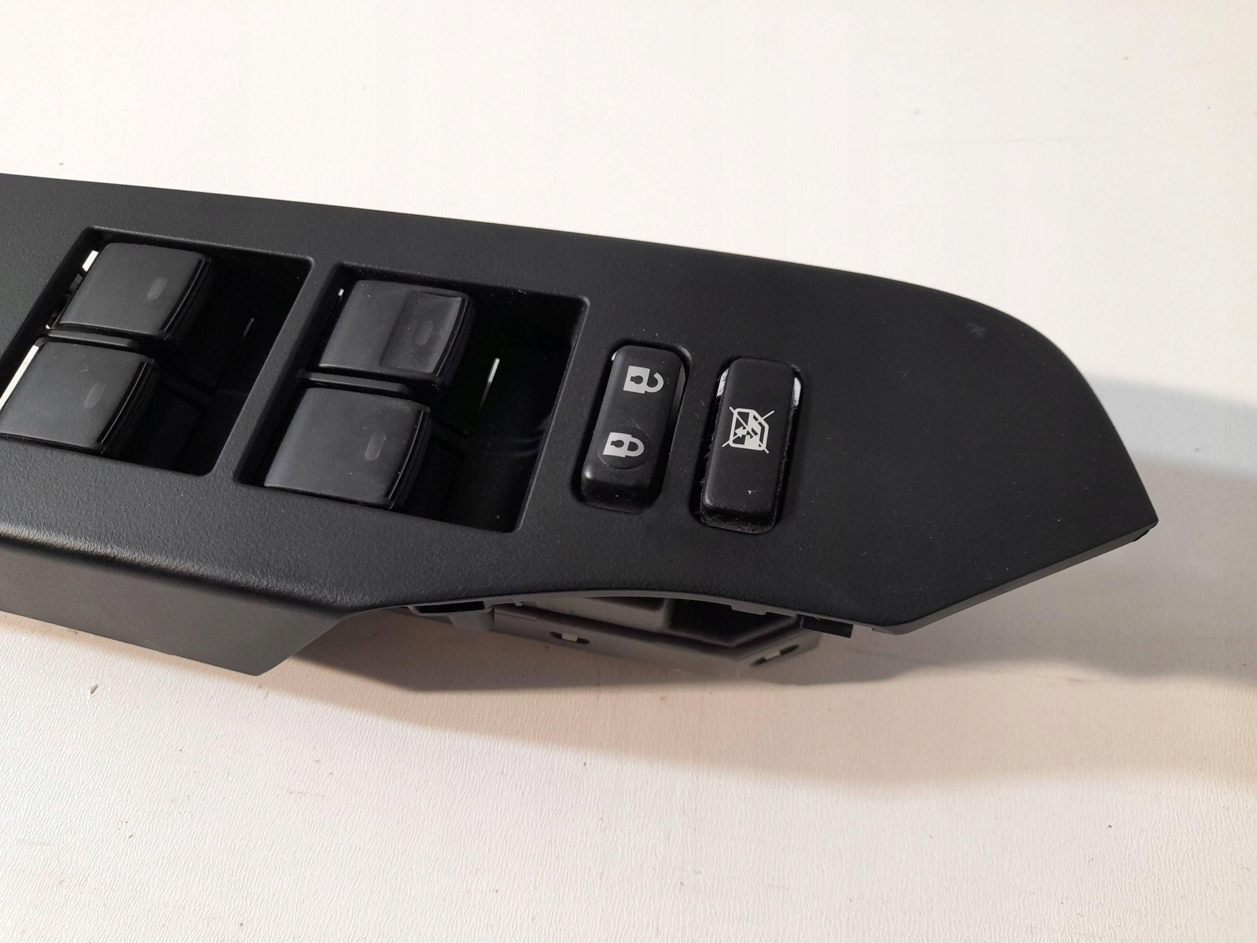 Toyota Auris E18 prekidač prekidača prozora 7423202E20 (PS112)