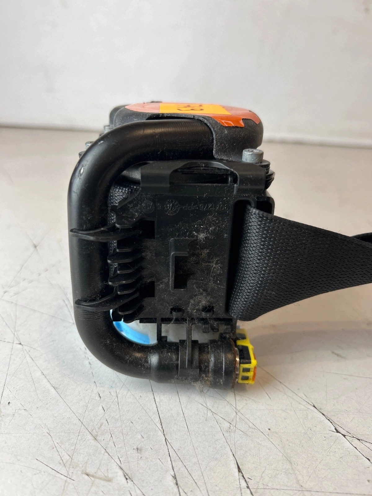 seat belt front front left Mercedes W246 W176 W117