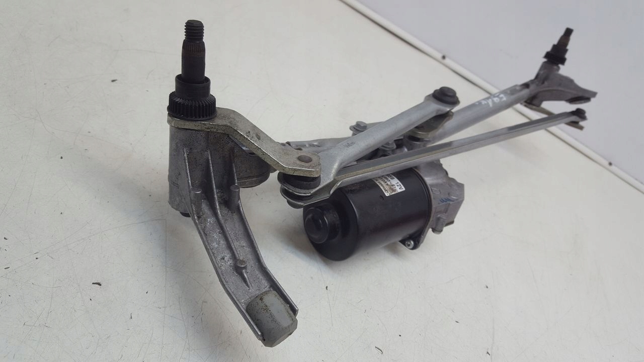 mechanismus stěračů BMW E91 2,0D
