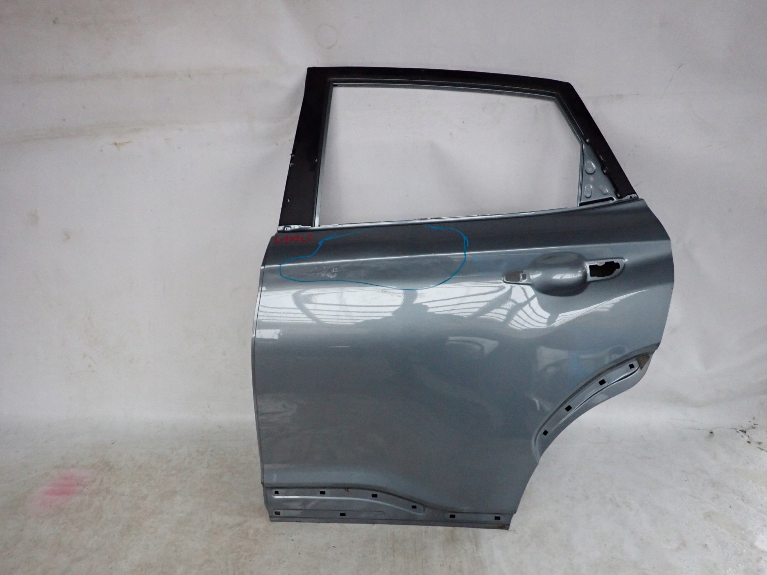 HYUNDAI KONA 17- door rear part rear. left