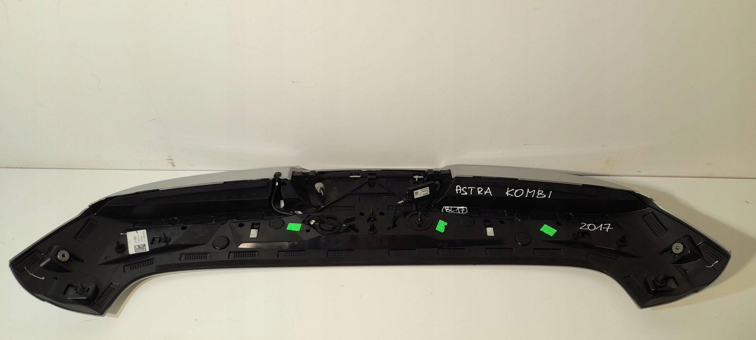 Opel Astra K Kombi spoiler heckklappe 422308280 (BL17)