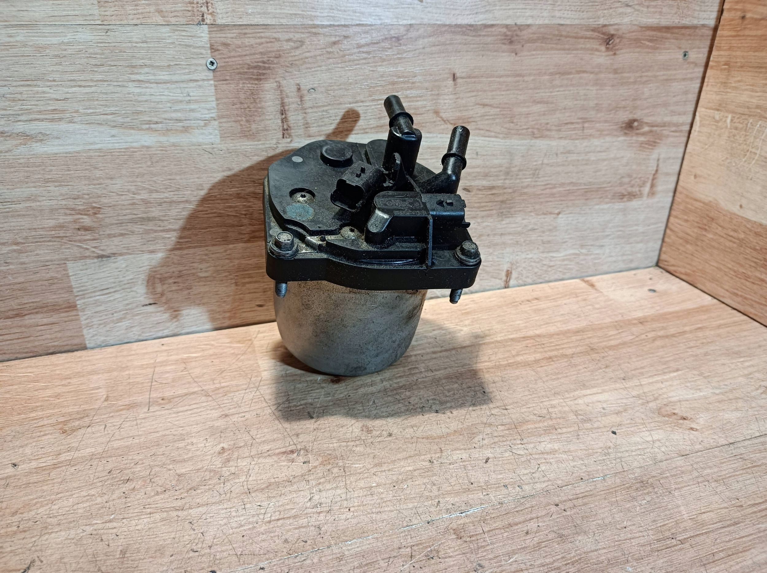 poklopač filtera goriva Volvo V40 9809758280