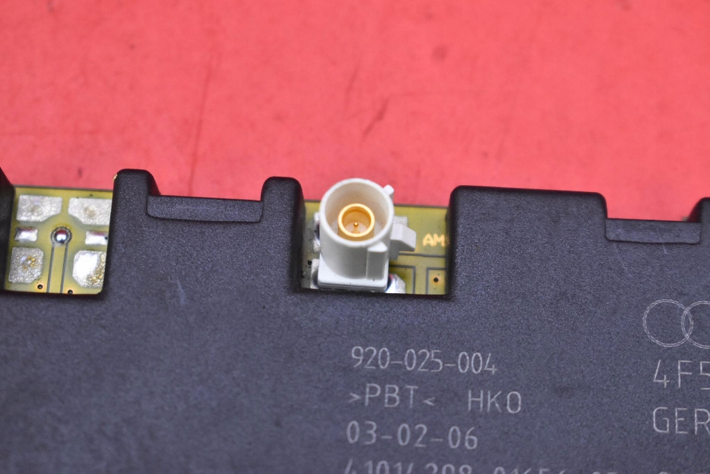 amplifier ANTENY 4F5035225L AUDI A6 C6 04-08