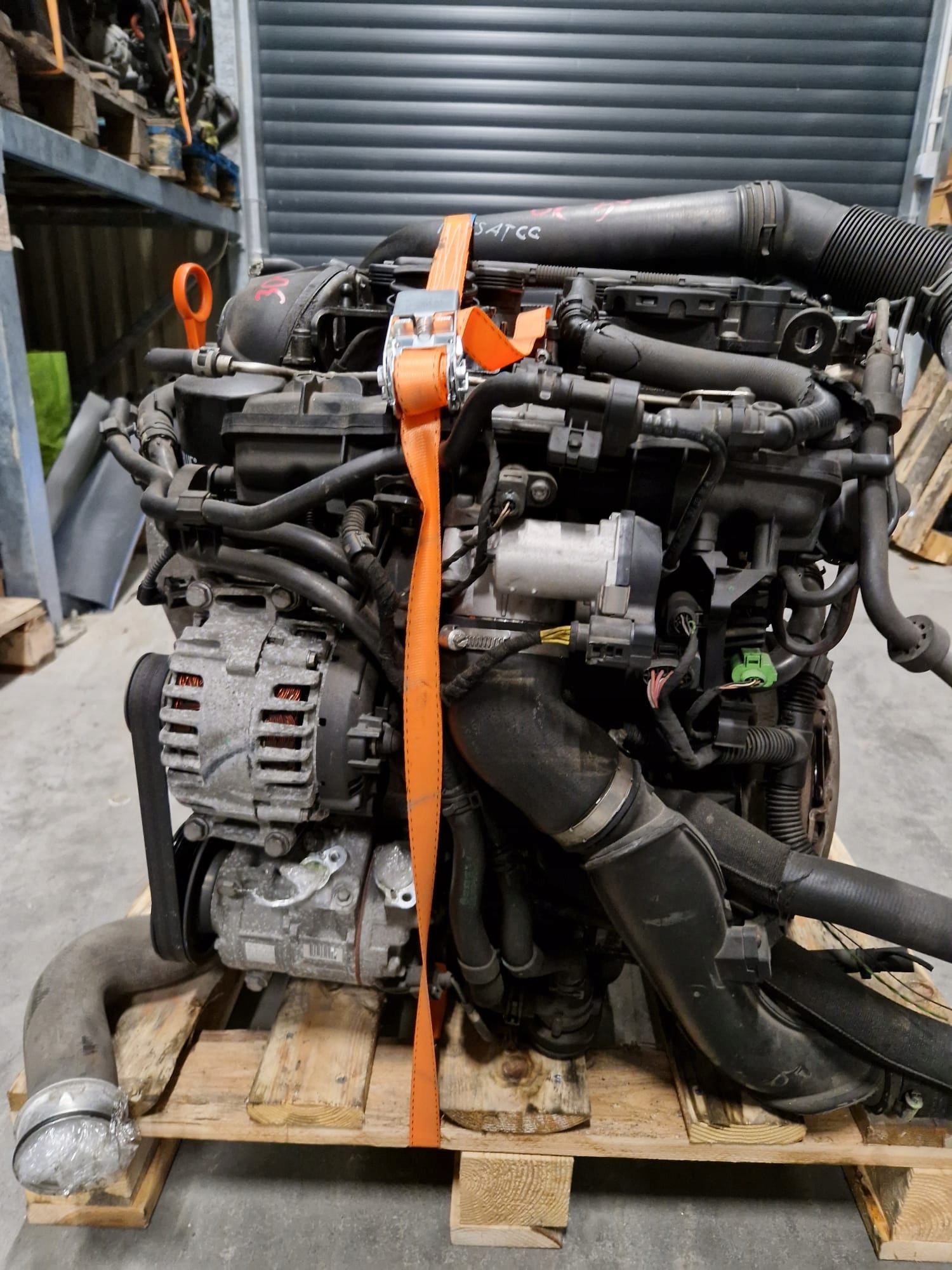 SILNIK VW PASSAT GOLF 2.0 TFSI CAW KOMPLETNY