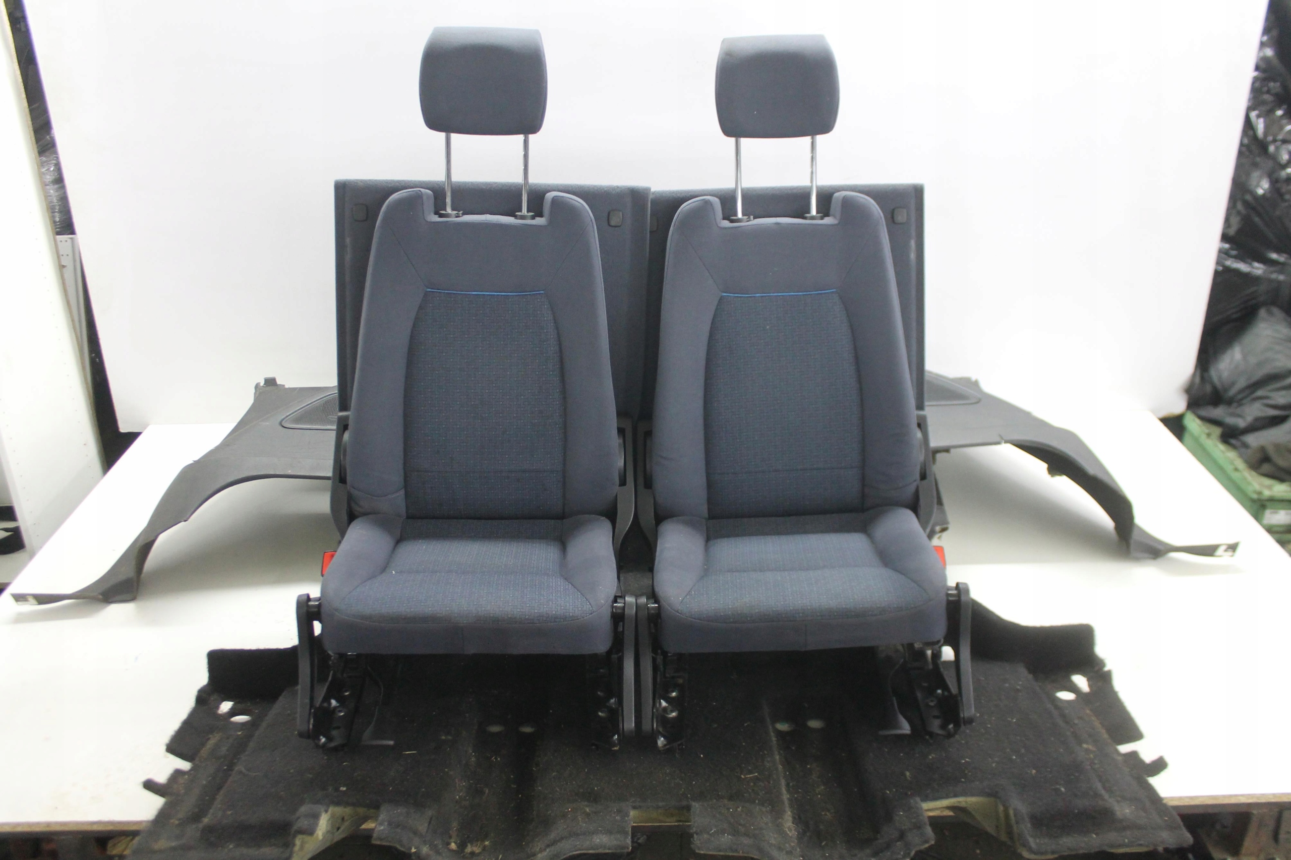 seats floor side 3-CI RZAD FORD GALAXY MK3 06-15