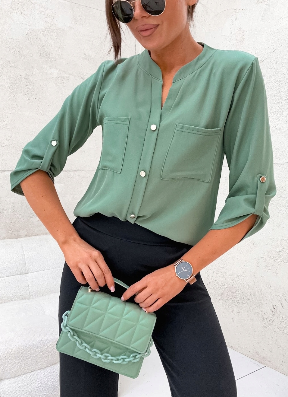 DAMSKA ELEGANCKA BLUZKA KOSZULA LUŹNA OZDOBNE GUZIKI PL PRODUCENT KHAKI L Model ELEGANCKA BLUZKA KOSZULA Z WISKOZĄ OZDOBNE GUZIKI