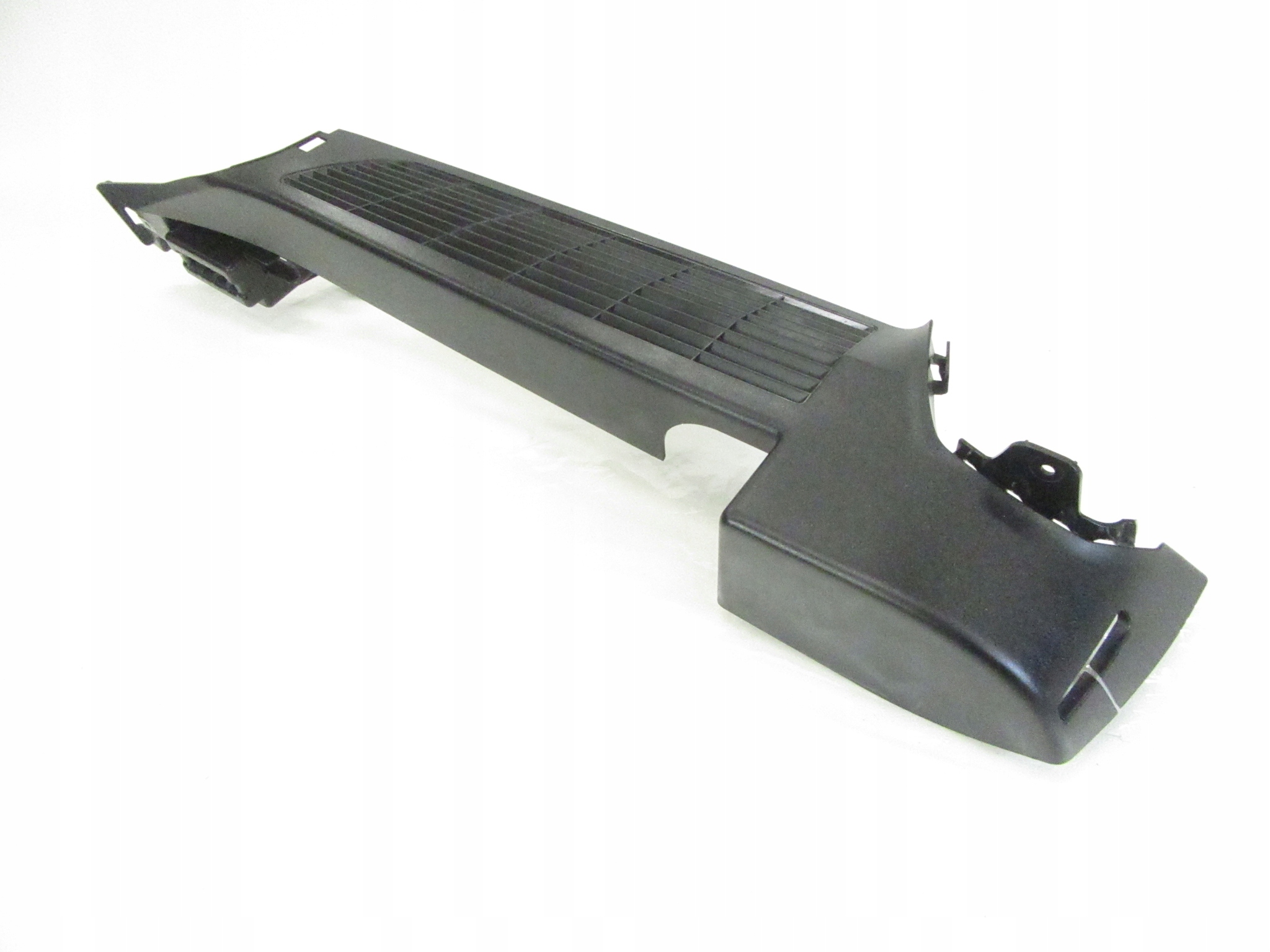 cover boot bracket holder rolety left rear part BMW F11 KOMBI