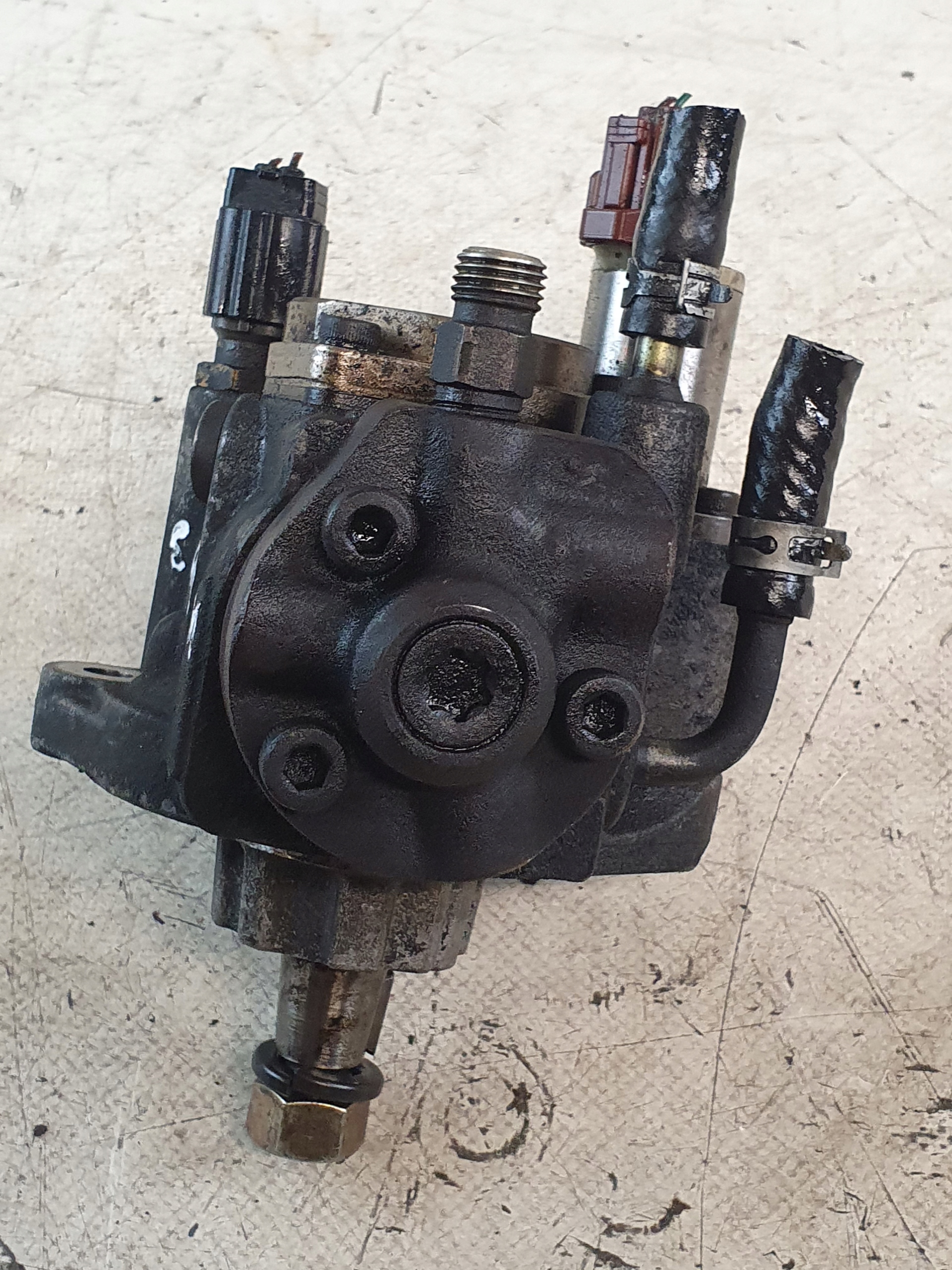 injection pump DENSO MAZDA 6 IV 2.0 CITD