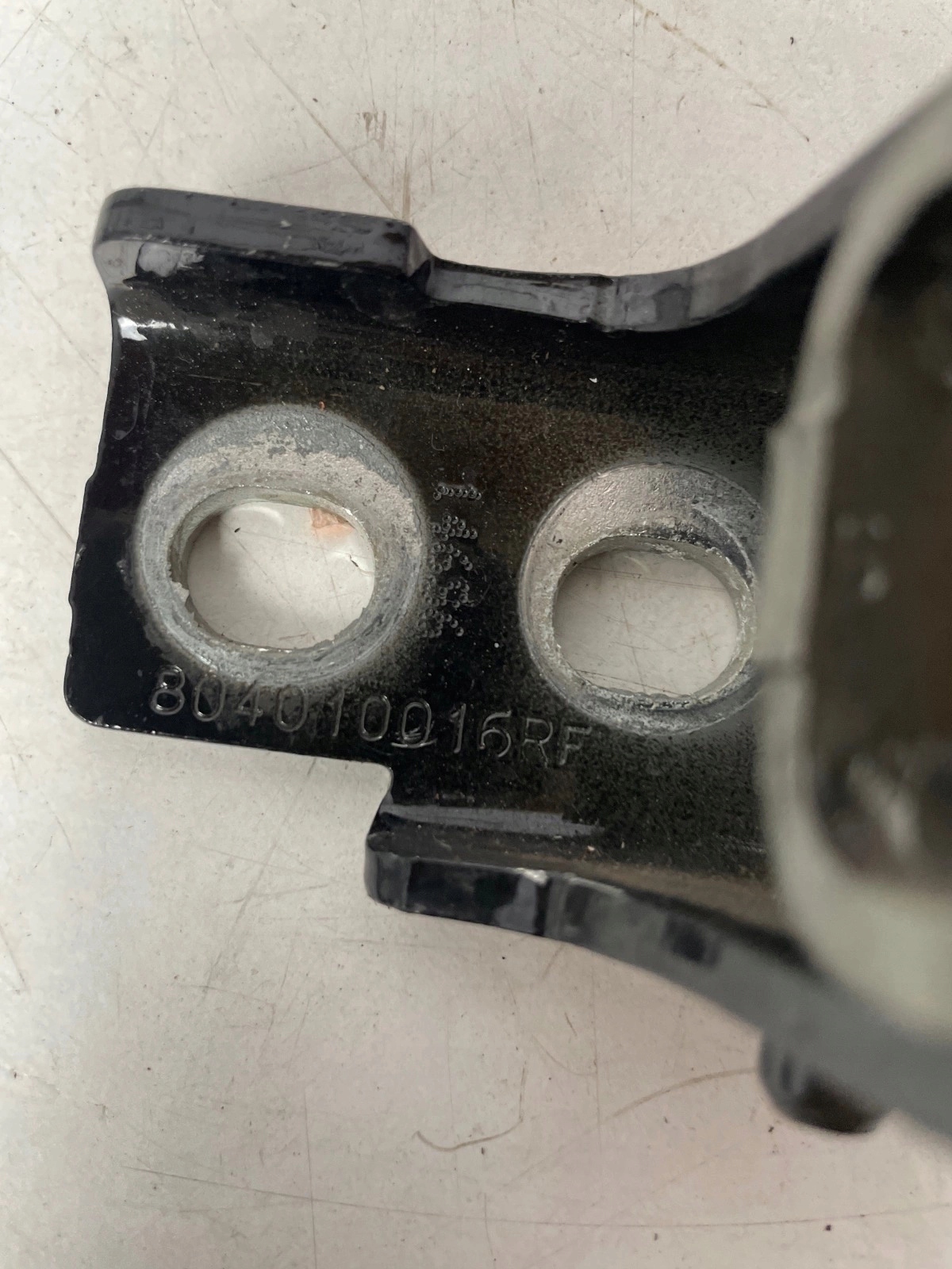 hinge door lower Renault Captur and Clio IV