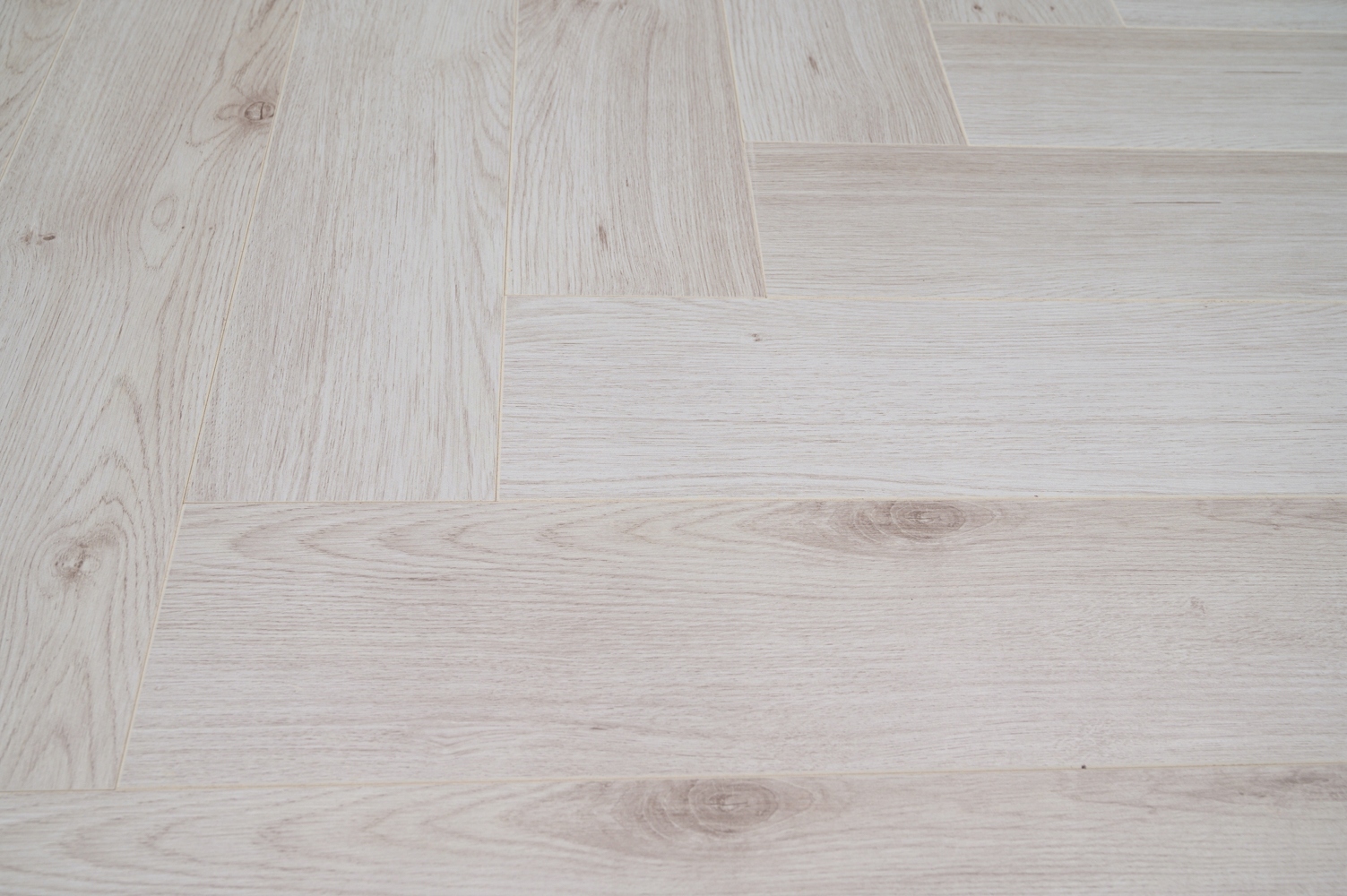 PANELE PODŁOGOWE KRONOTEX HERRINGBONE AC4 8MM V4 Producent Kronotex