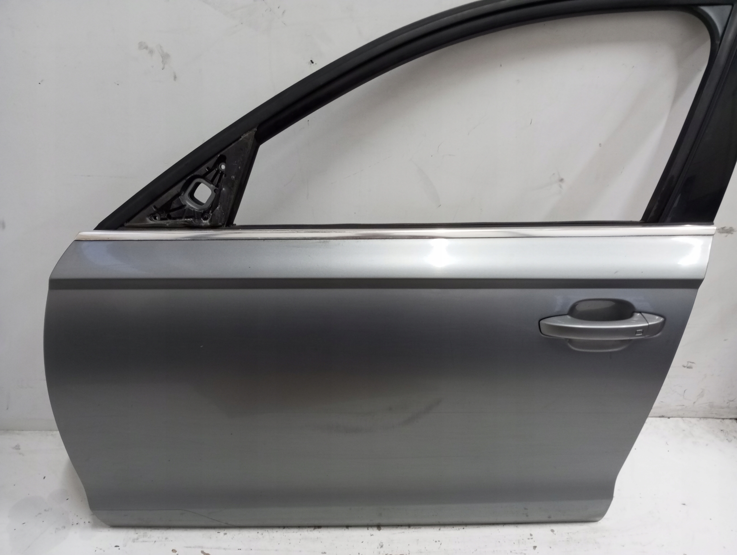 door Audi A6 4G0 ANGLIK left front