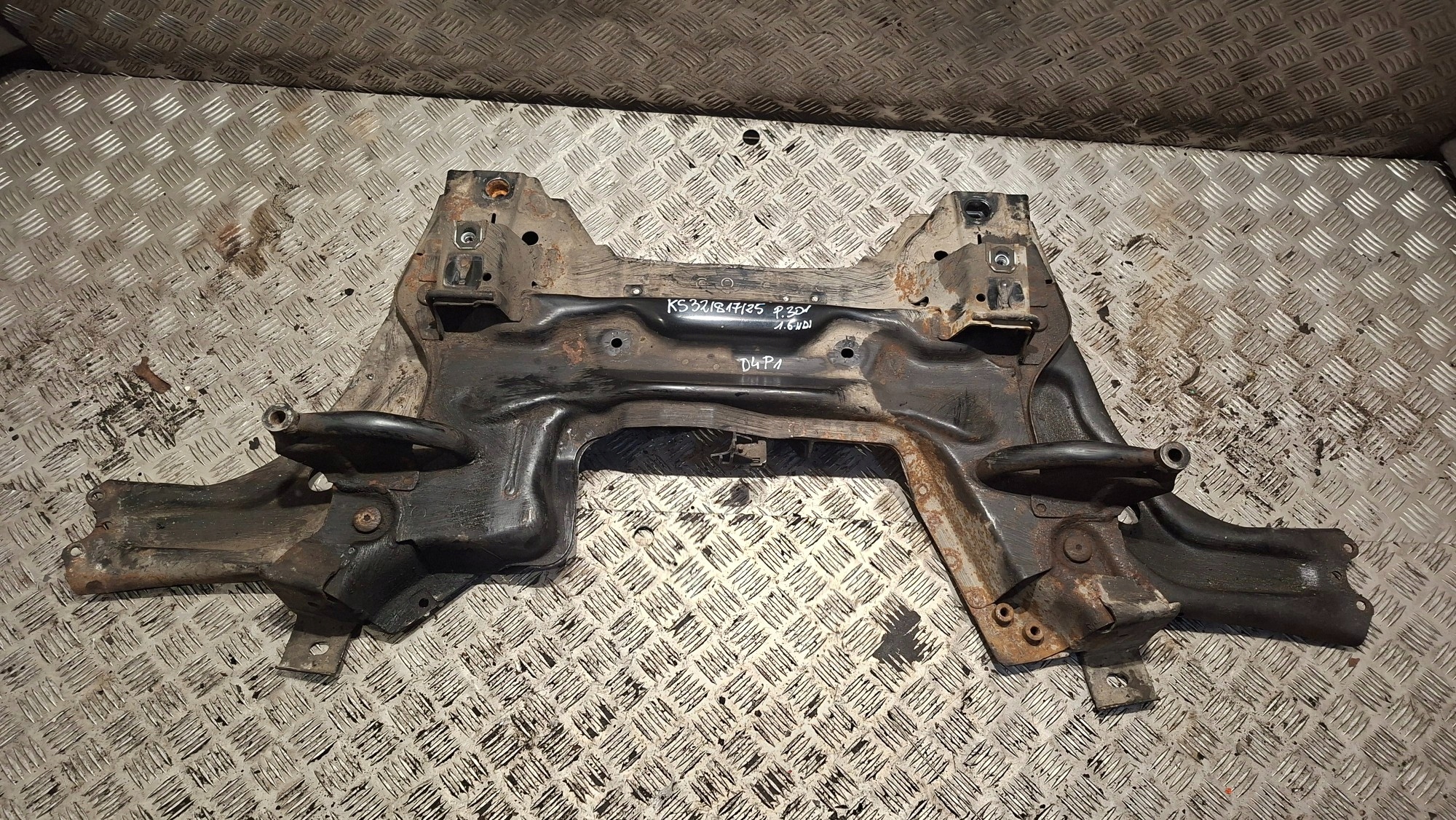 axle beam front PEUGEOT 301 1.6HDI