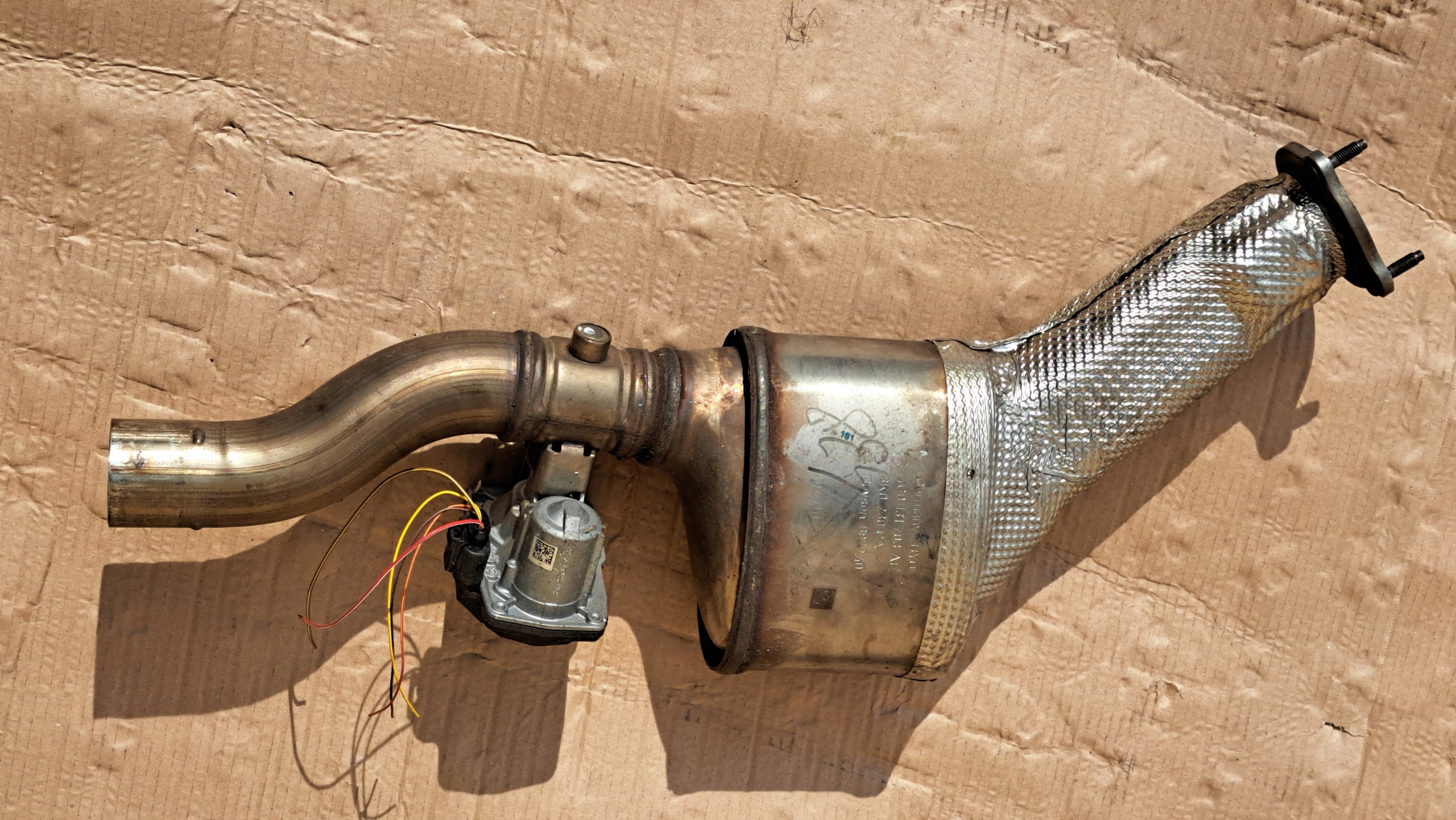 4G0 131 - AUDI A4 A5 A6 - каталитический нейтрализатор 2.0 TDI