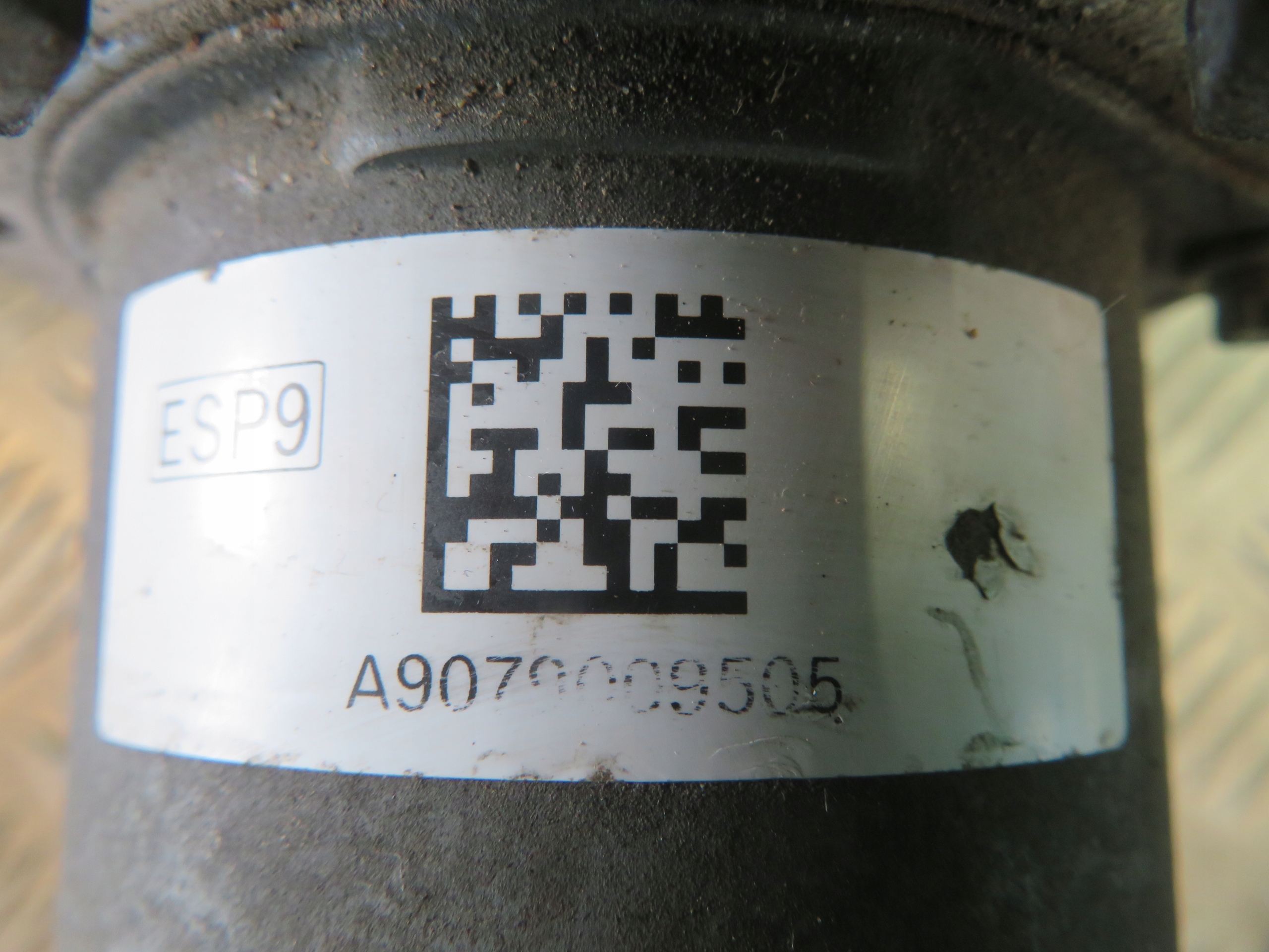 pump ABS MERCEDES SPRINTER 22R A9079009505