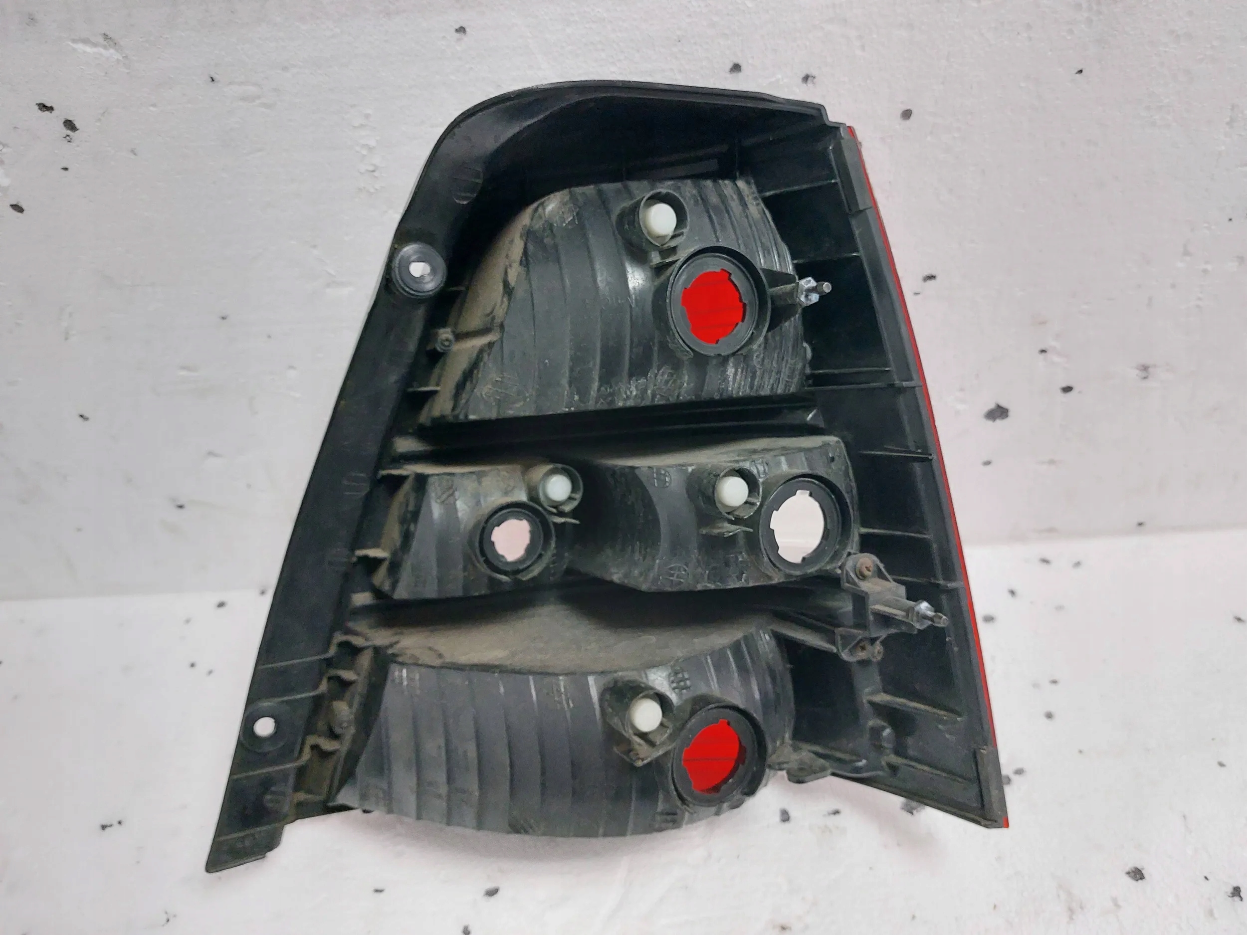 light rear part left KIA Sorento and 07-09
