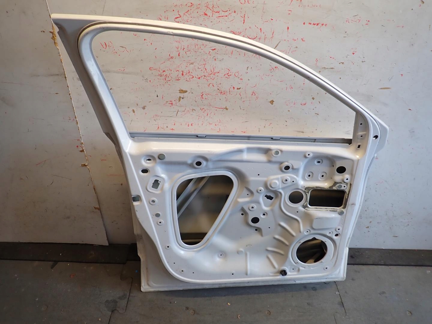 door front front left SKODA KAROQ 2018