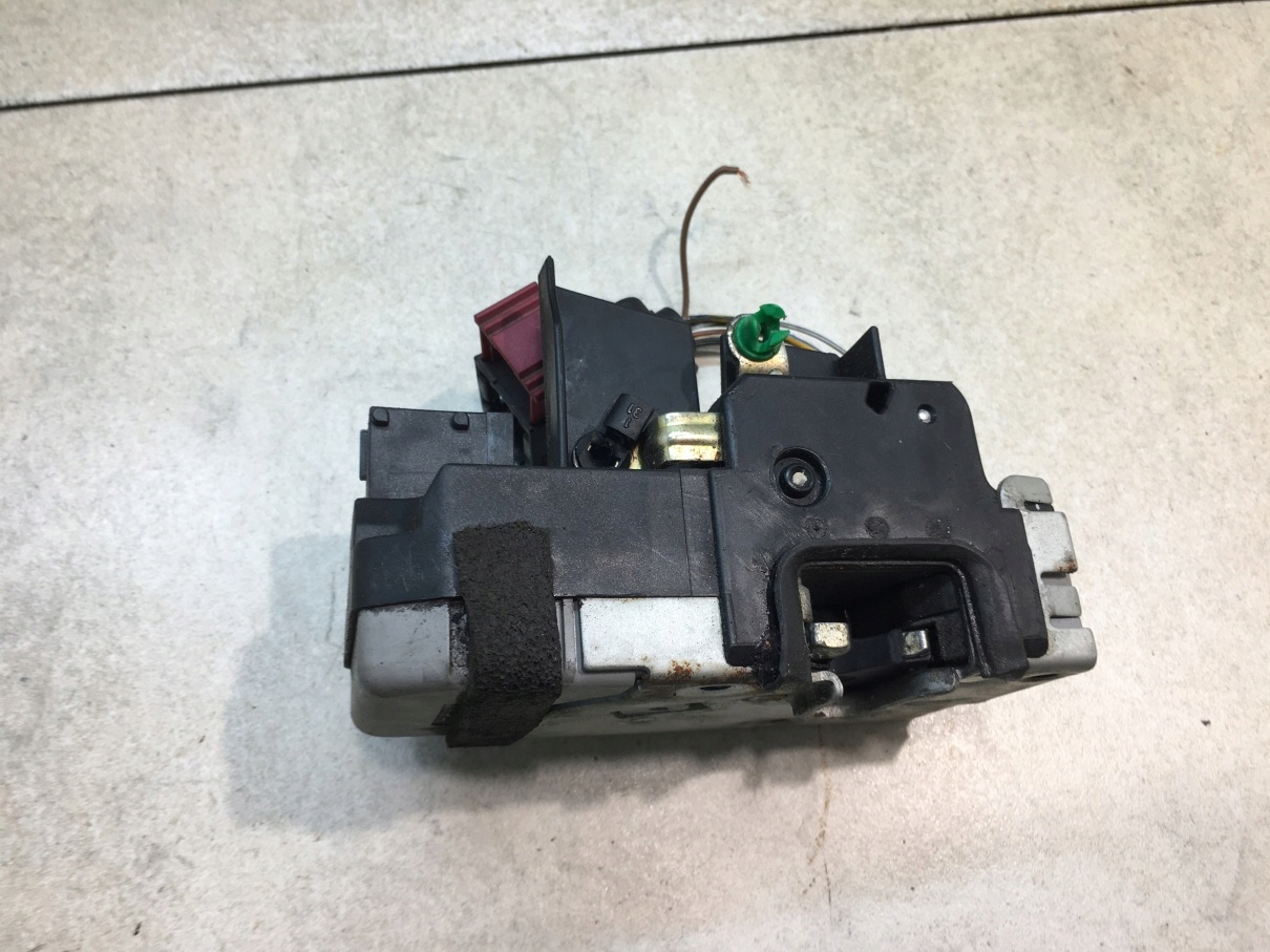 lock door left front SAAB 9-5 and 4855151 8 PIN
