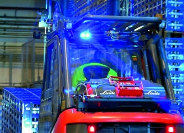 LAMPA ROBOCZA LED NIEBIESKA 20W OPRYSKIWACZ OŚWIETLENIE LANCY OPRYSKIWACZA Zastosowanie oświetlenie otoczenia