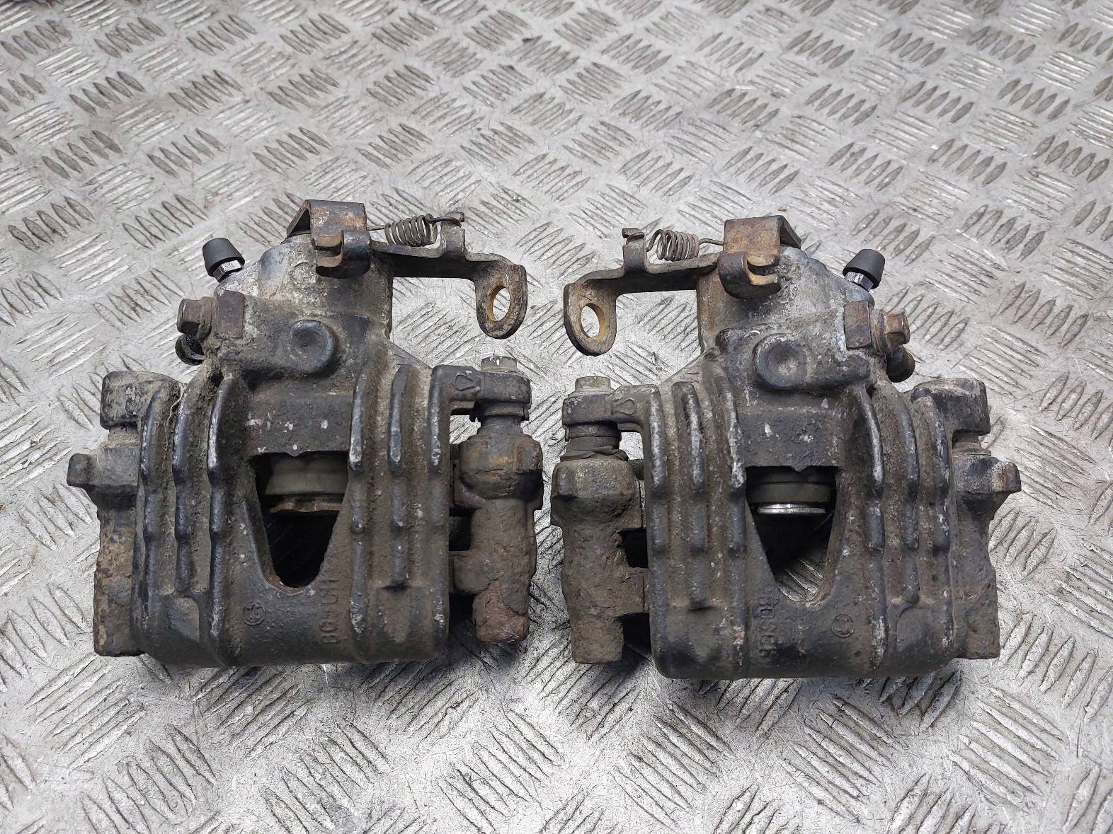 ГАЛЬМІВНИЙ СУПОРТ ЛІВИЙ + ПРАВИЙ ЗАДНІЙ ZAFIRA A ASTRA G