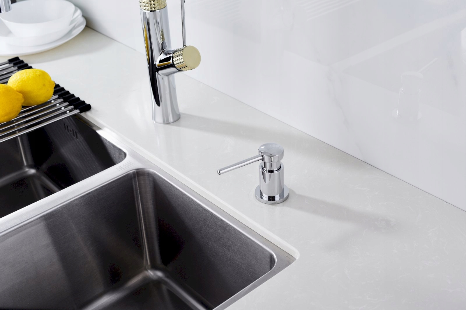 AddPoint dozownik do płynu PREMIUM chrom F072CP Linia Premium