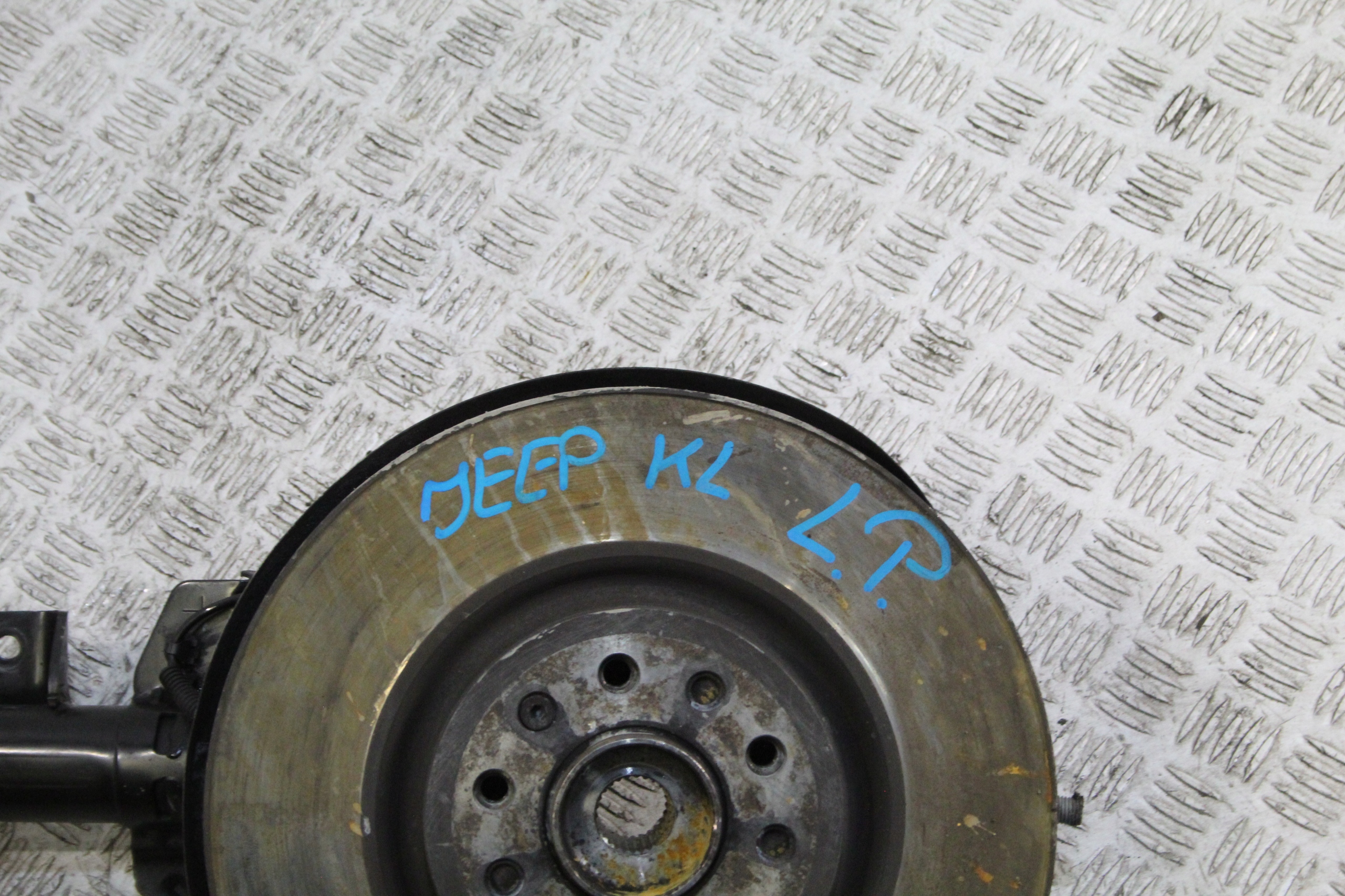 swing McPherson left front shock absorber JEEP CHEROKEE KL