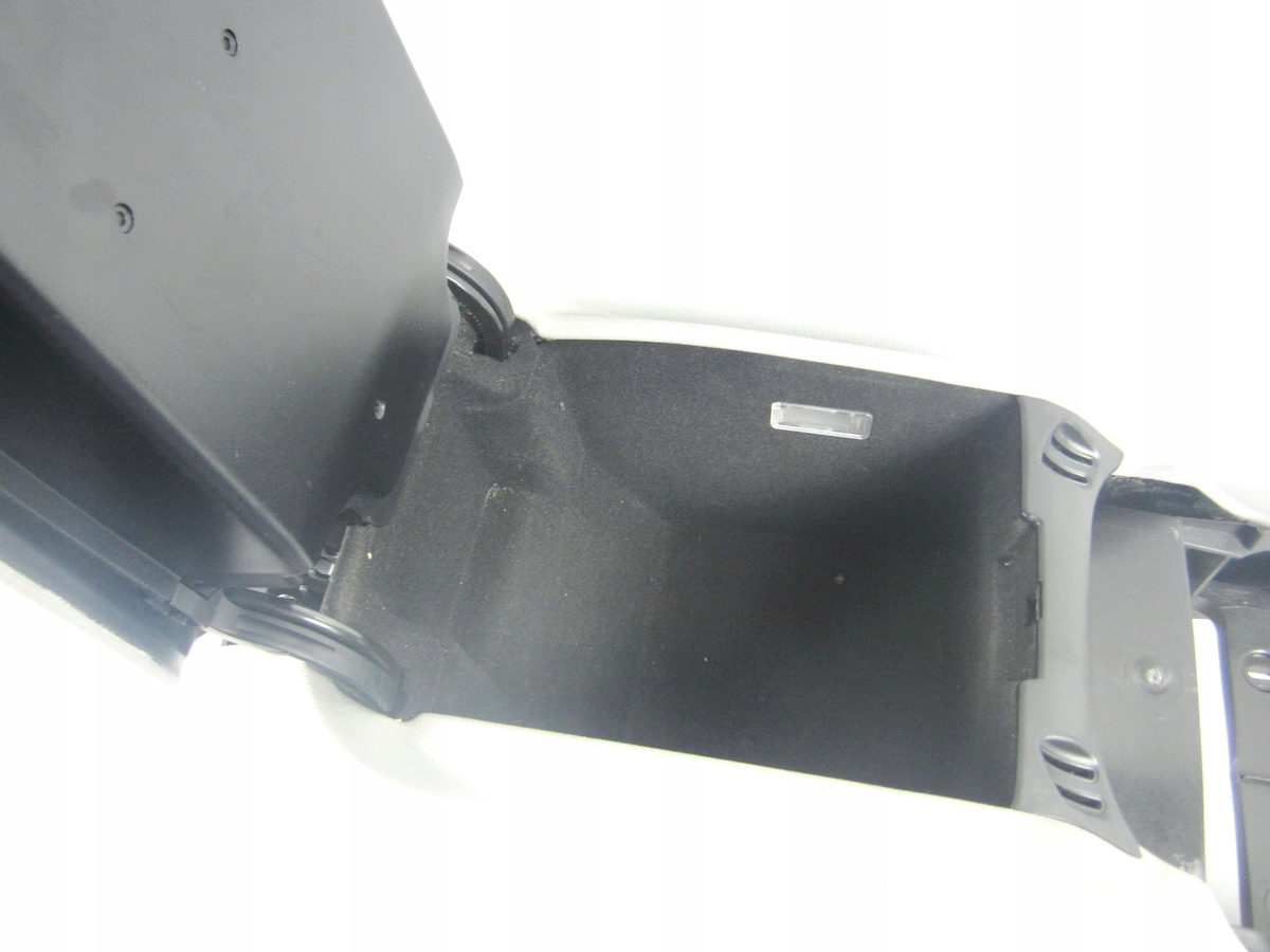 Tunel central armrest Mercedes R-klasa W251