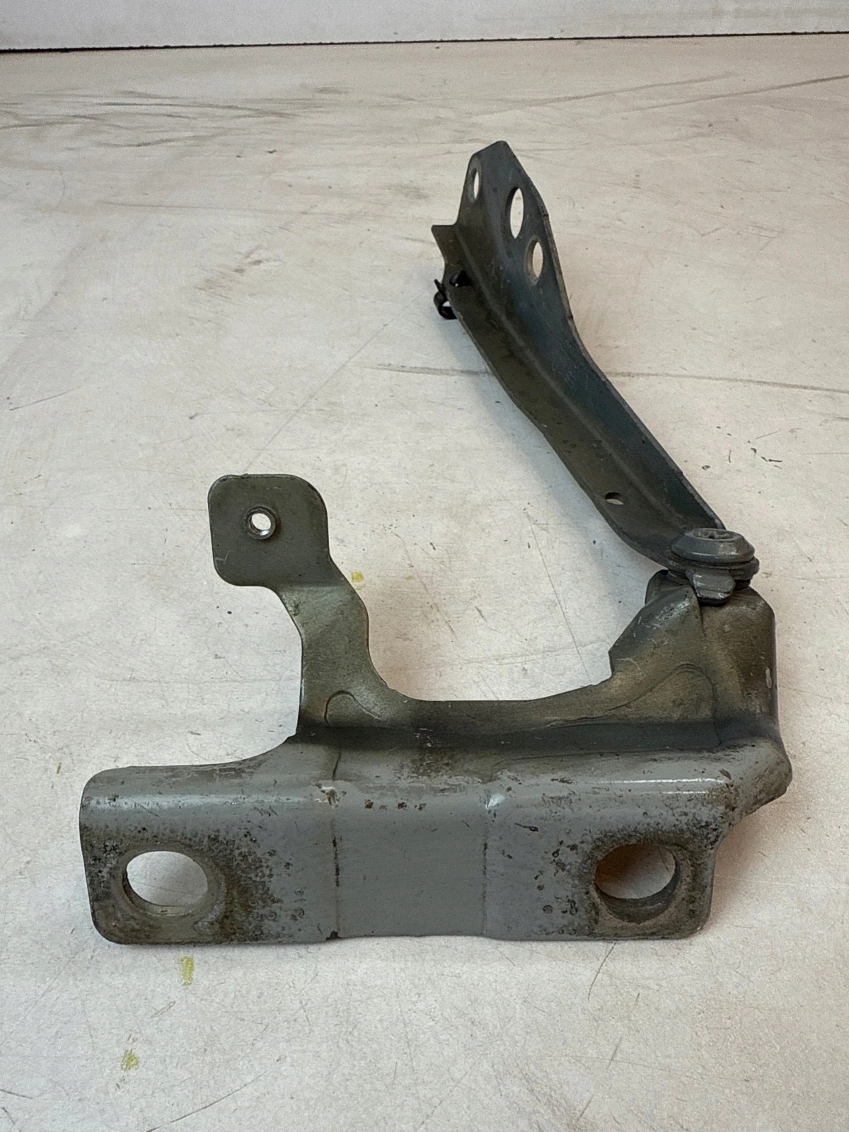 hinge bonnets front front right Volvo C30 S40 II V50