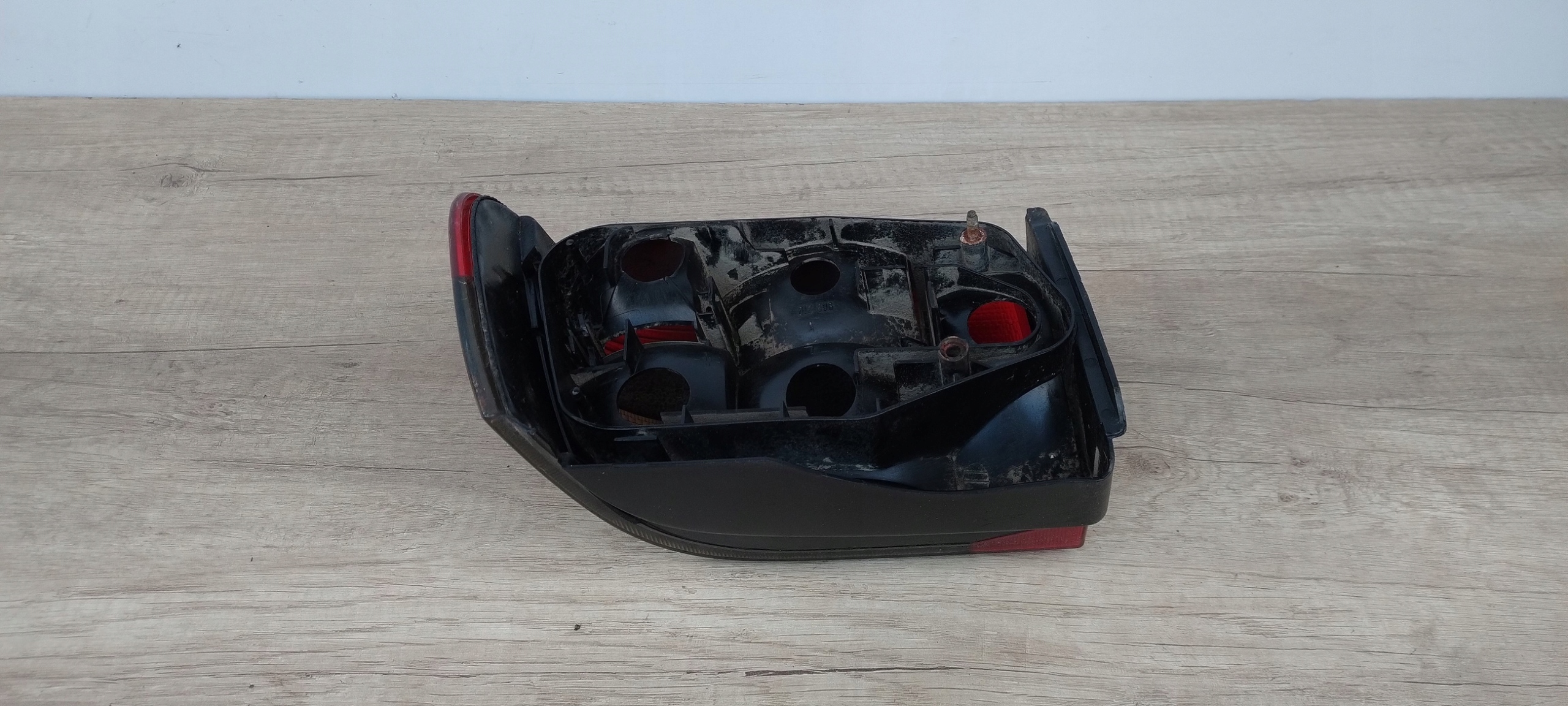 SEAT IBIZA left light W fender rear part CIEMNA