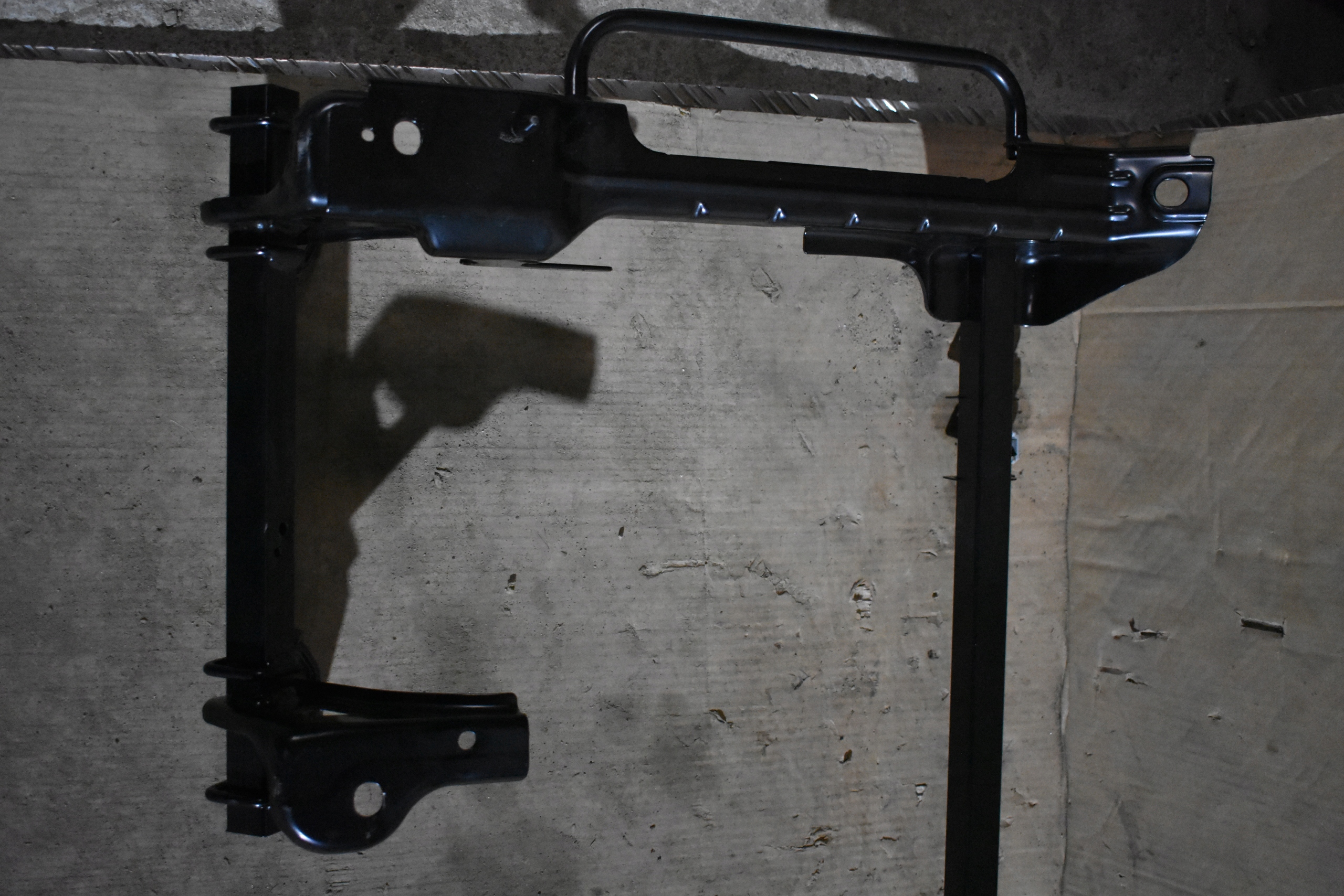 IDEALNY SUPPORT KANAPY ARRIÈRE MERCEDES W167 1