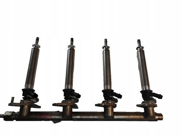 L145 LISTWA WTRYSKOWA 1.6 A2700701400 A2560700187