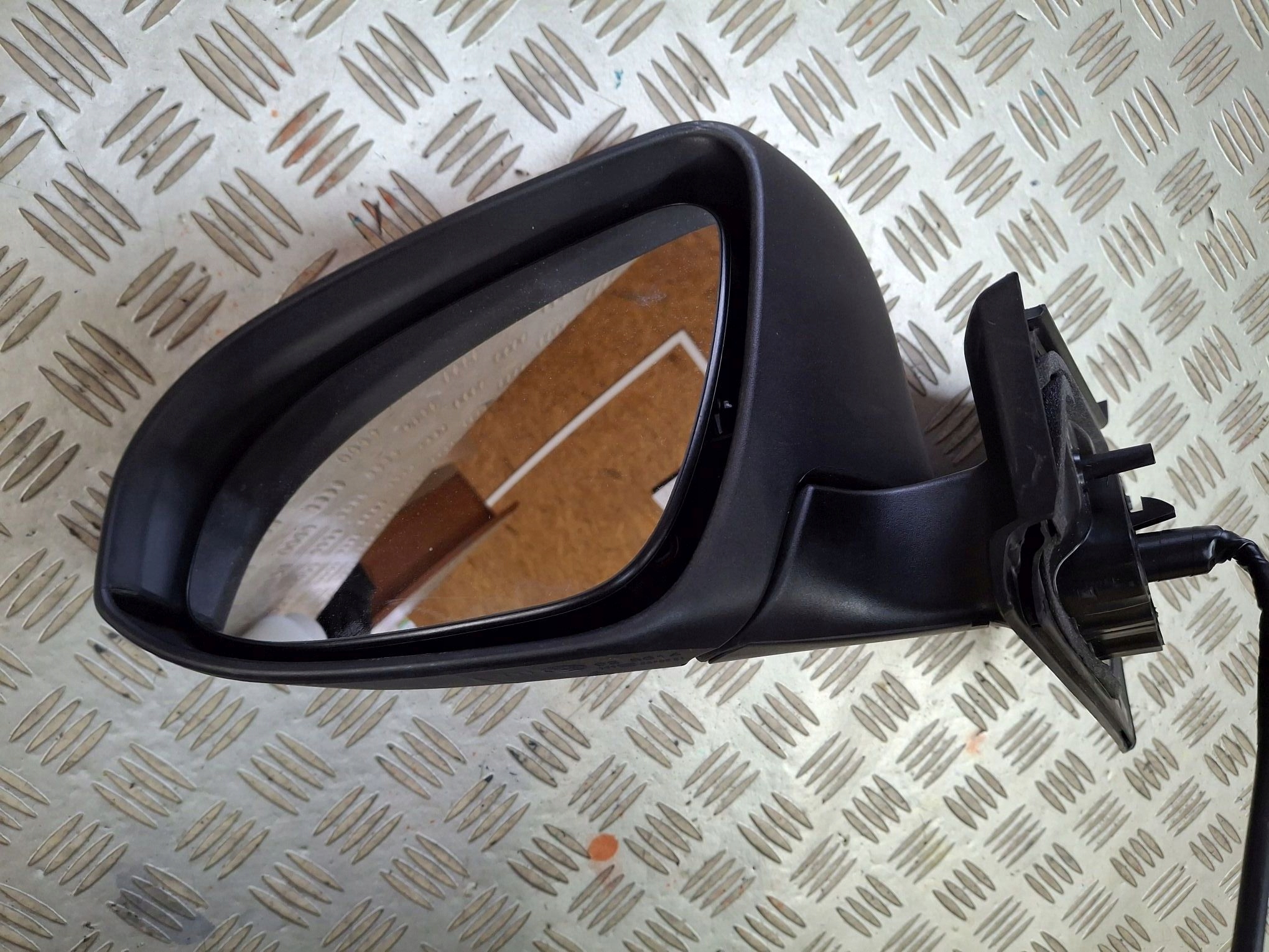 mirror left TOYOTA YARIS III 2011R-> 5 PIN
