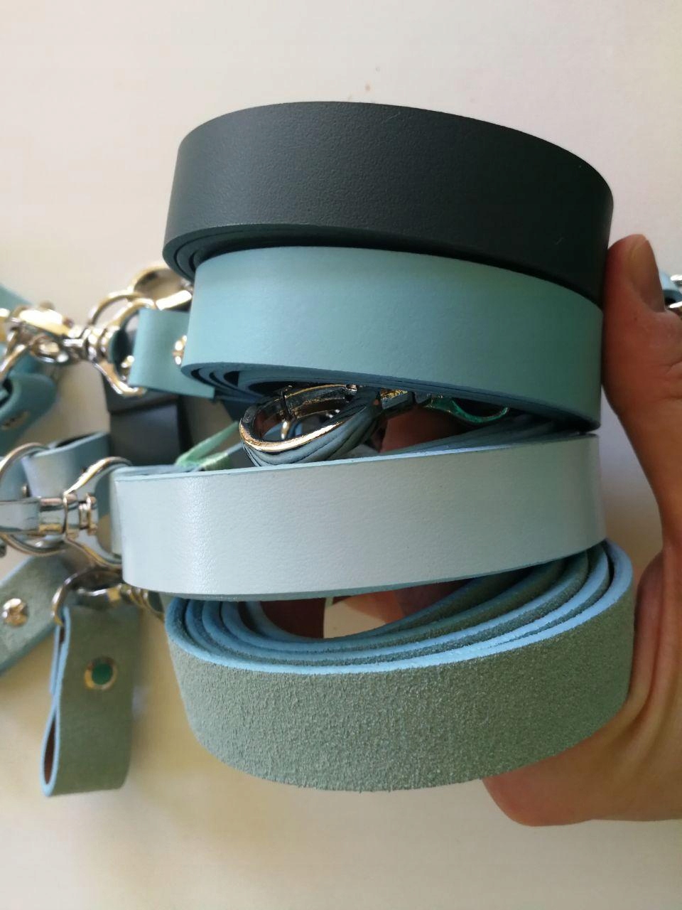 Paski krótkie skóra błękit turkus zamsz do obag bagobag Marka Bagobag