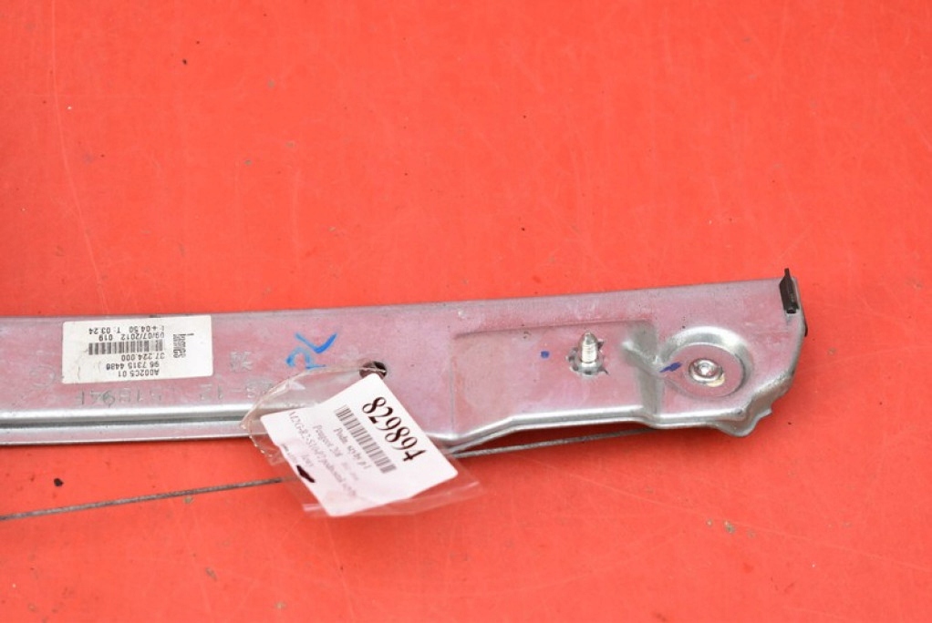 window regulator left front EU PEUGEOT 208 1 and 5D 12-16