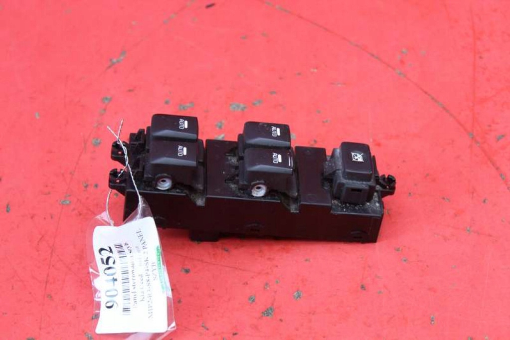 control panel of the window 93570-A2900 KIA CEED 2 II 12-18