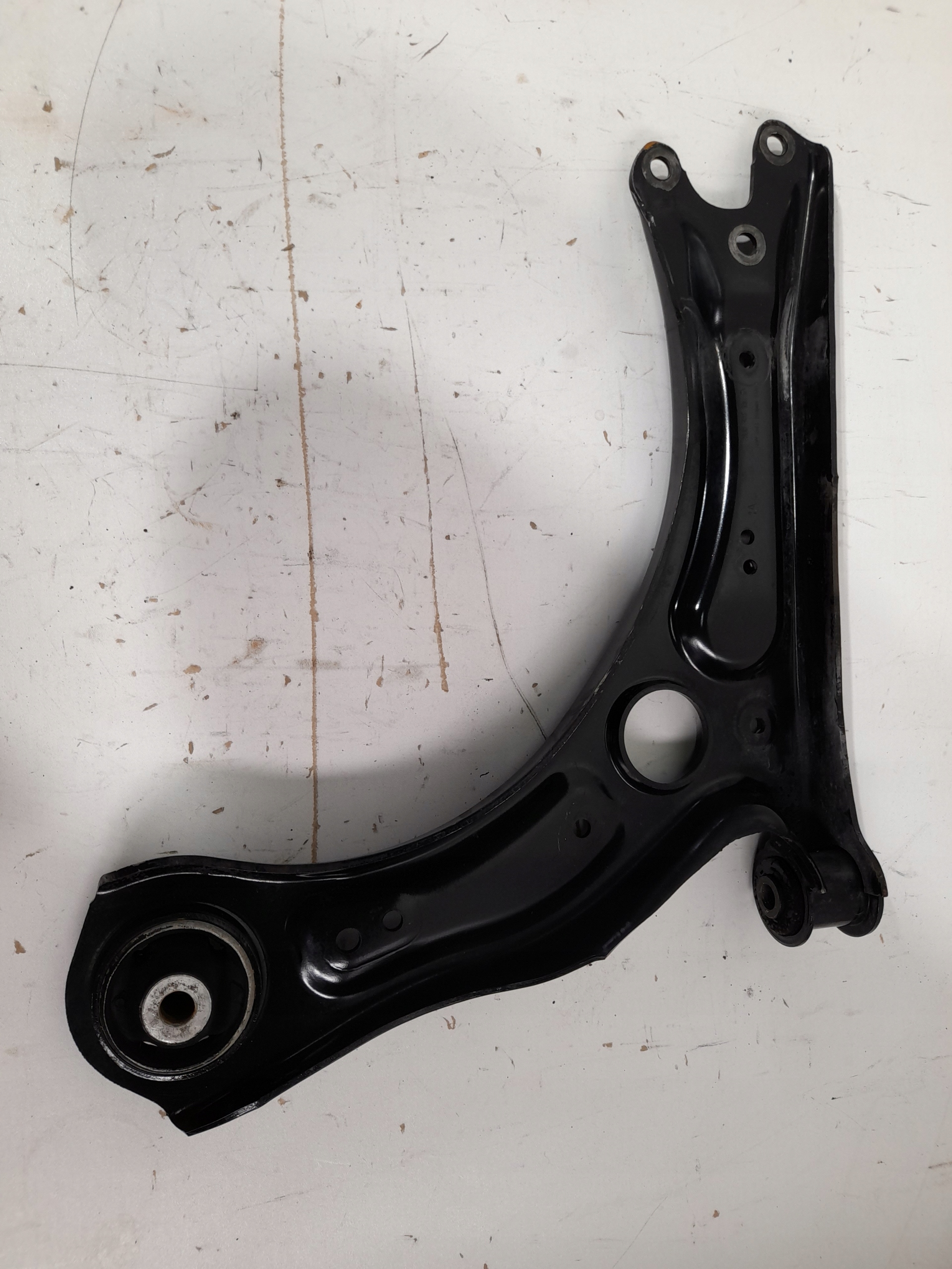 VW POLO GOLF 2020R arm right front 2Q0407152D