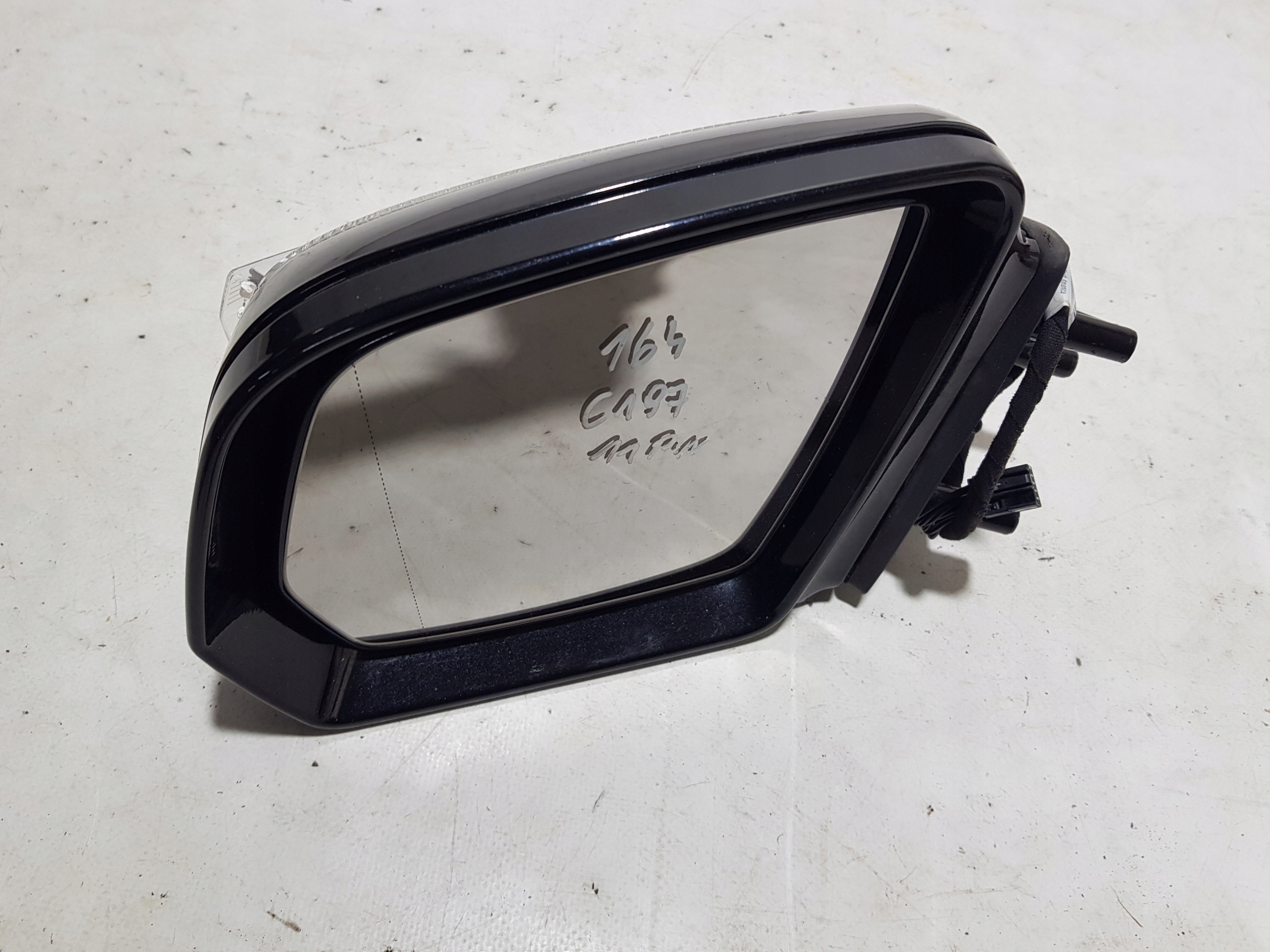 mirror left MERCEDES ML W164 LIFT 11 PIN C197 197