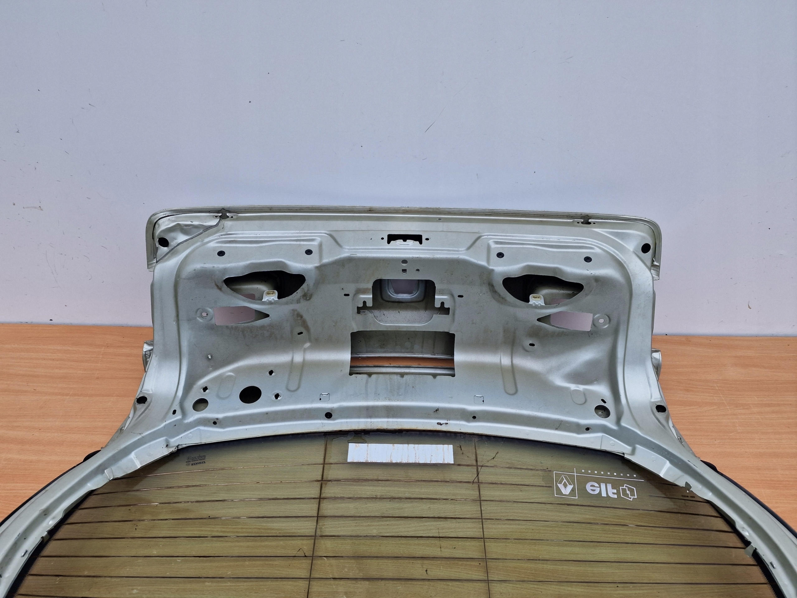 RENAULT LAGUNA II 2 HB trunk door boot window 2006
