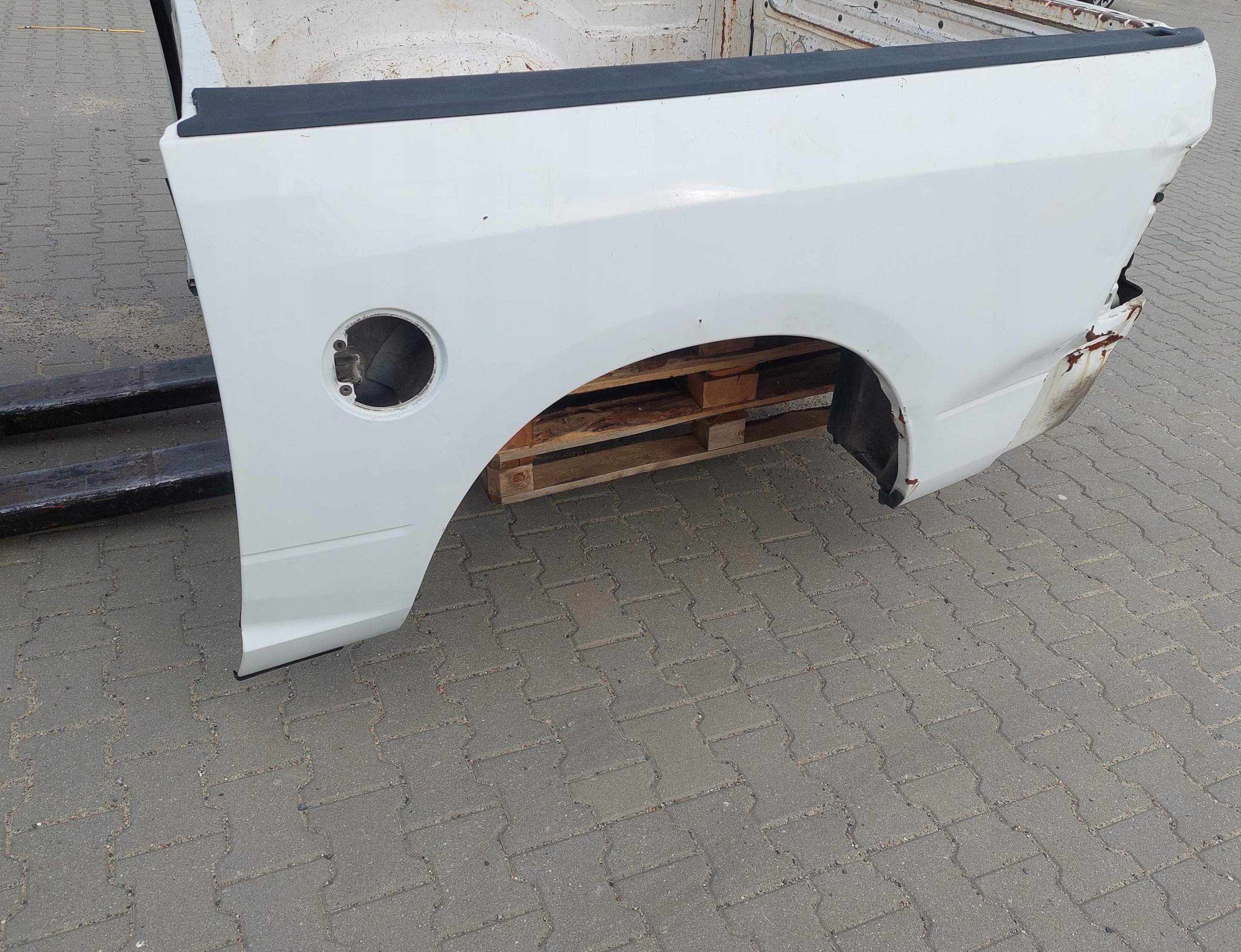 PAKA rear part rear BURTA fender left right DODGE RAM 4 IV 1500 PW7