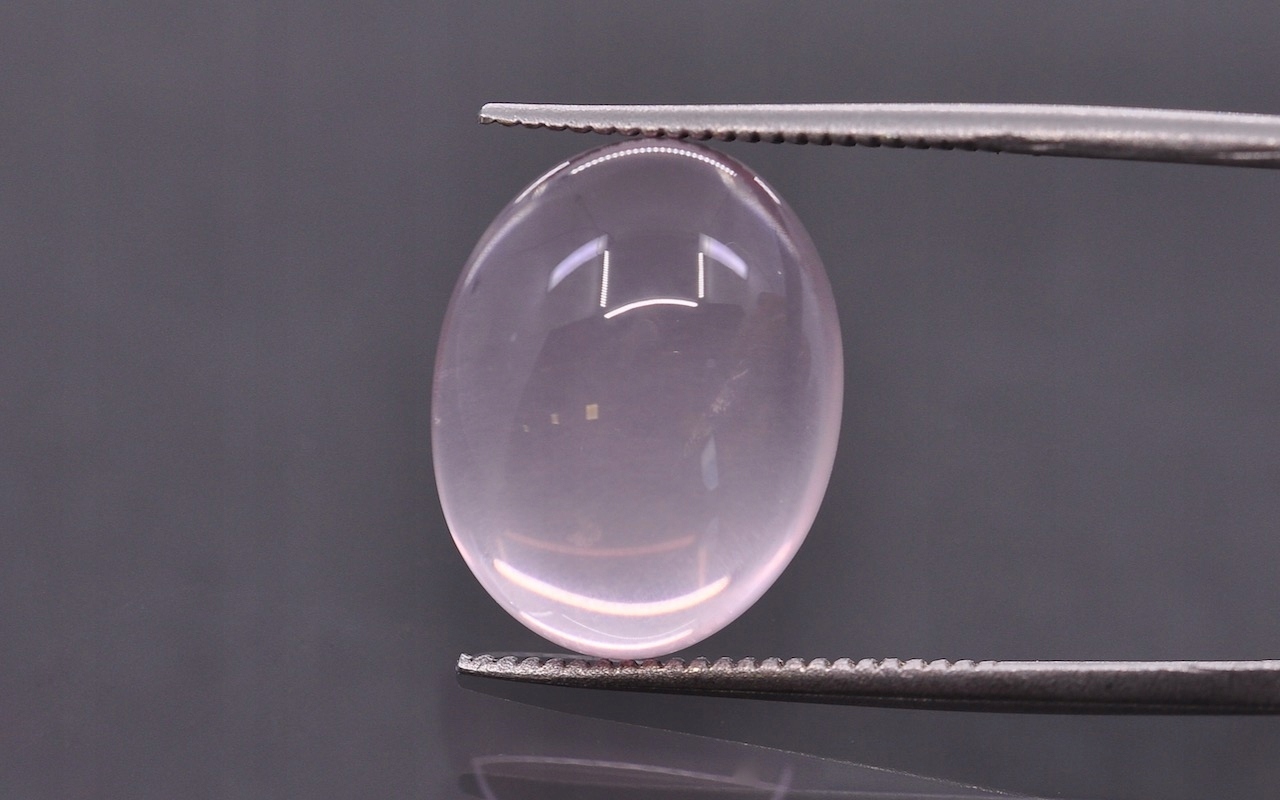 Růženín Aa kabošon ovál 14x11 mm