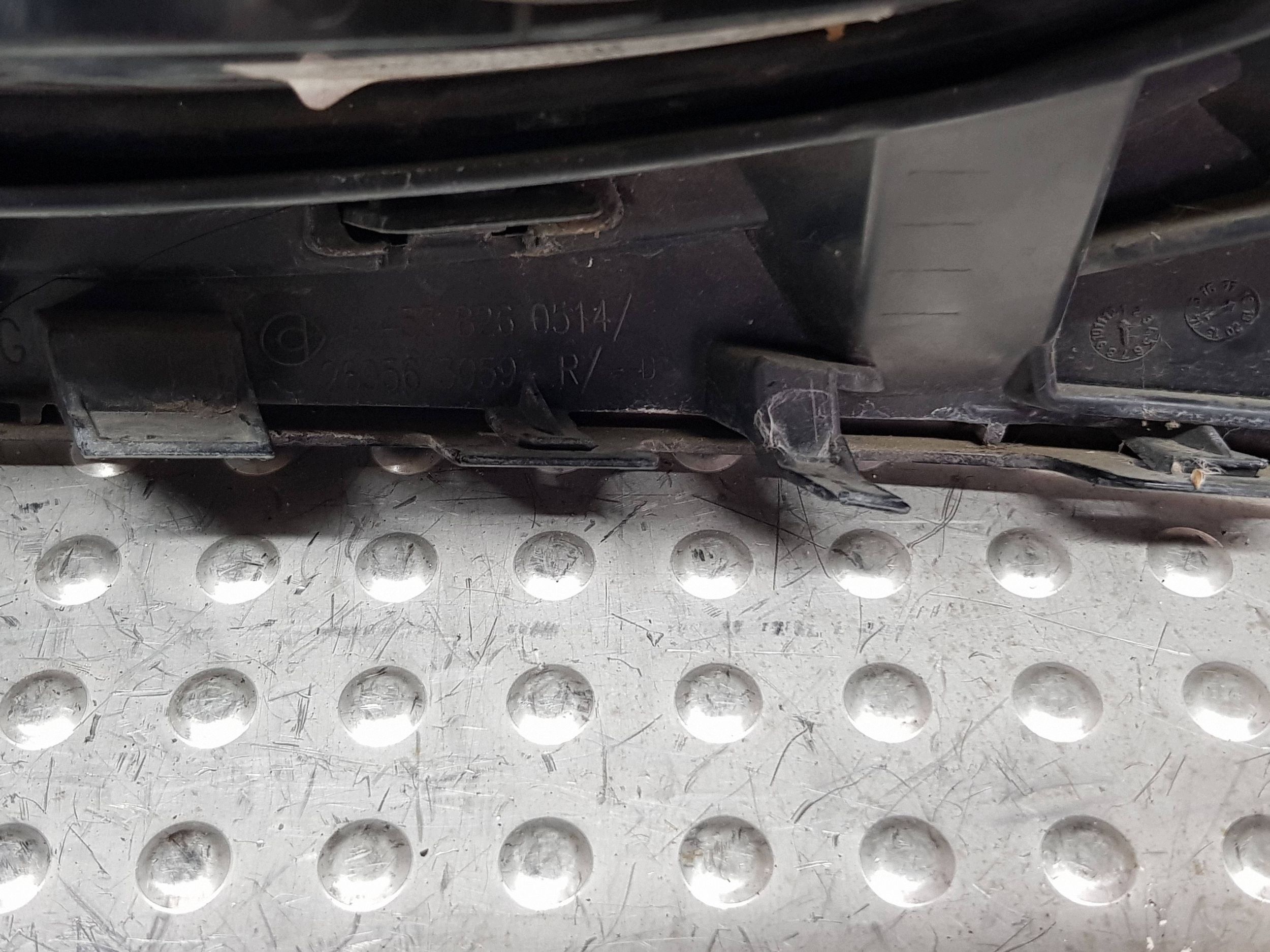 light left rear part A4539063100 SMART FORFOUR II 14